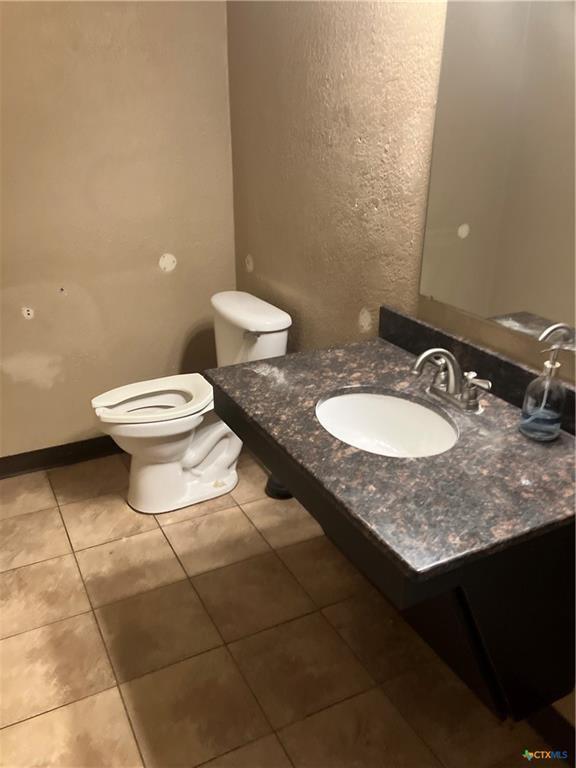 main property photo 6