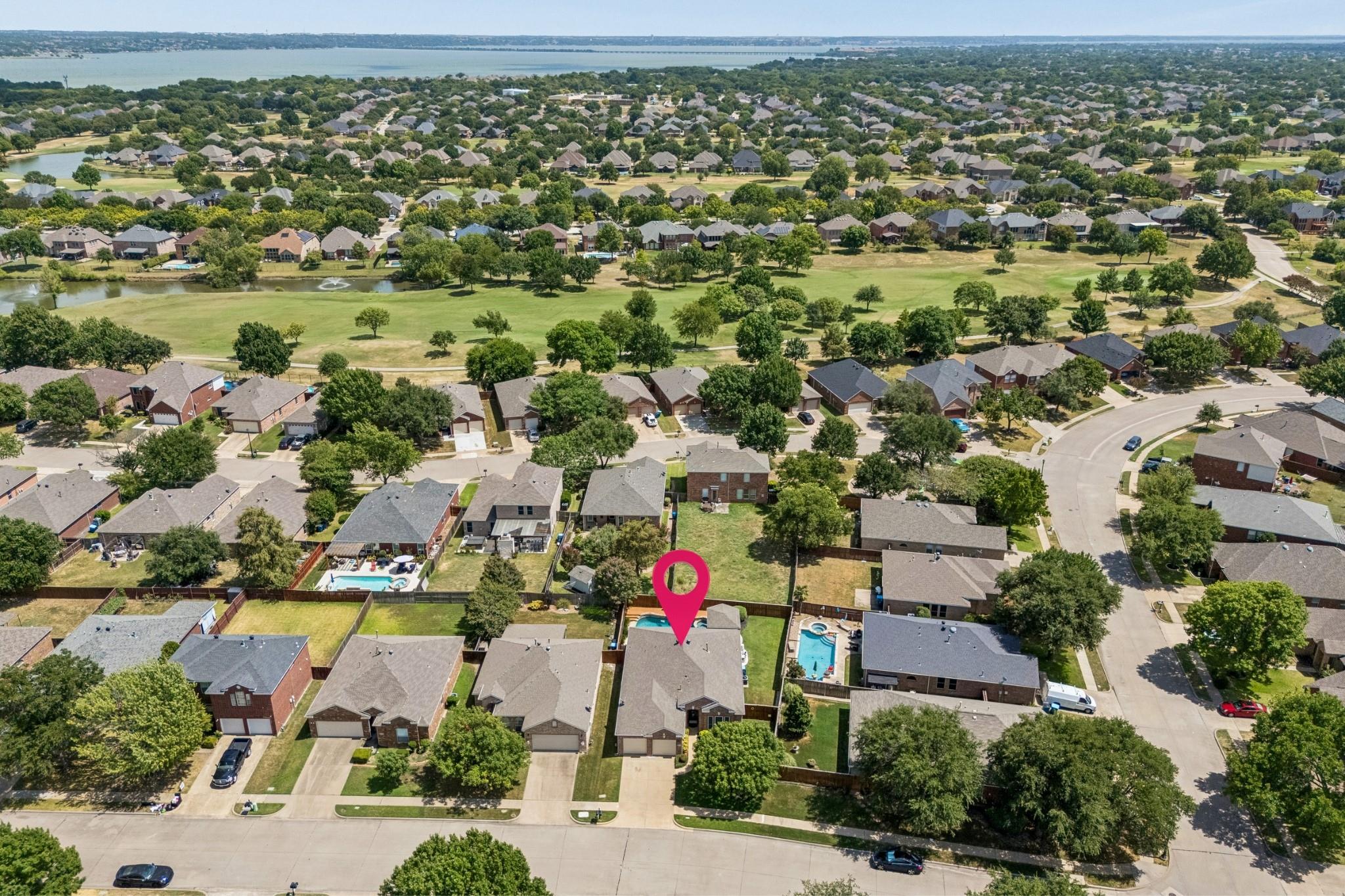 main property photo 33