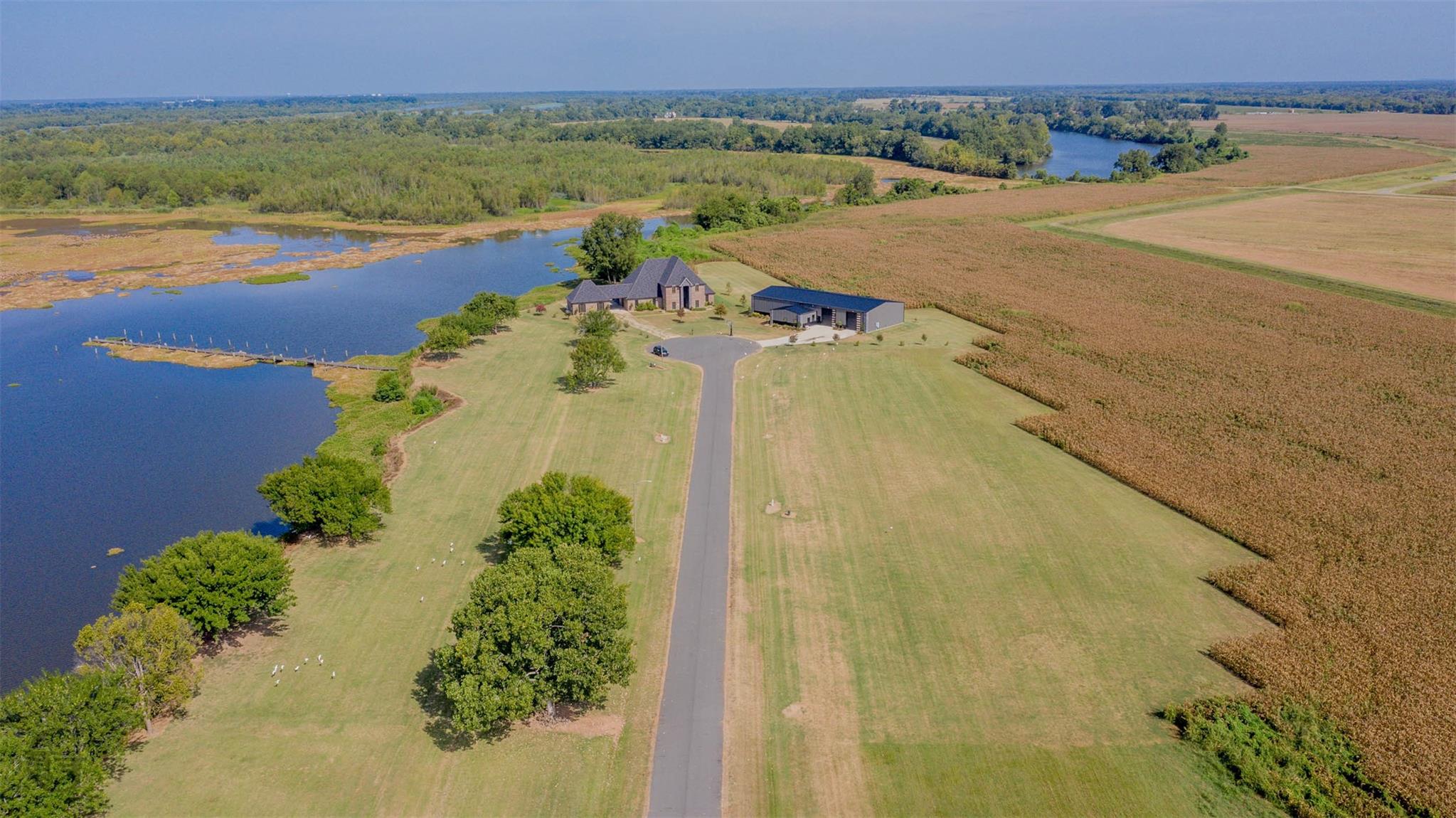 main property photo 13