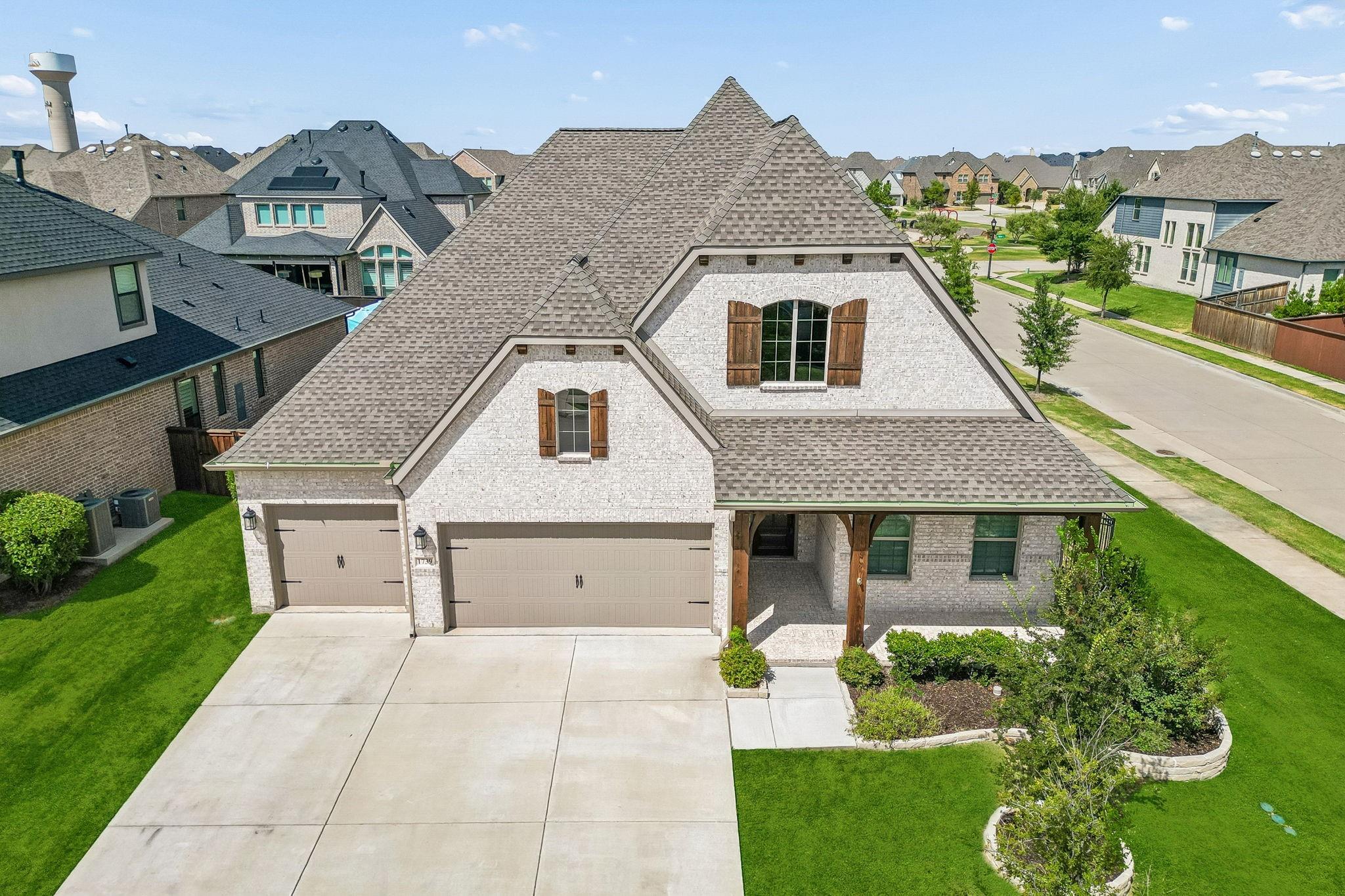 main property photo 33