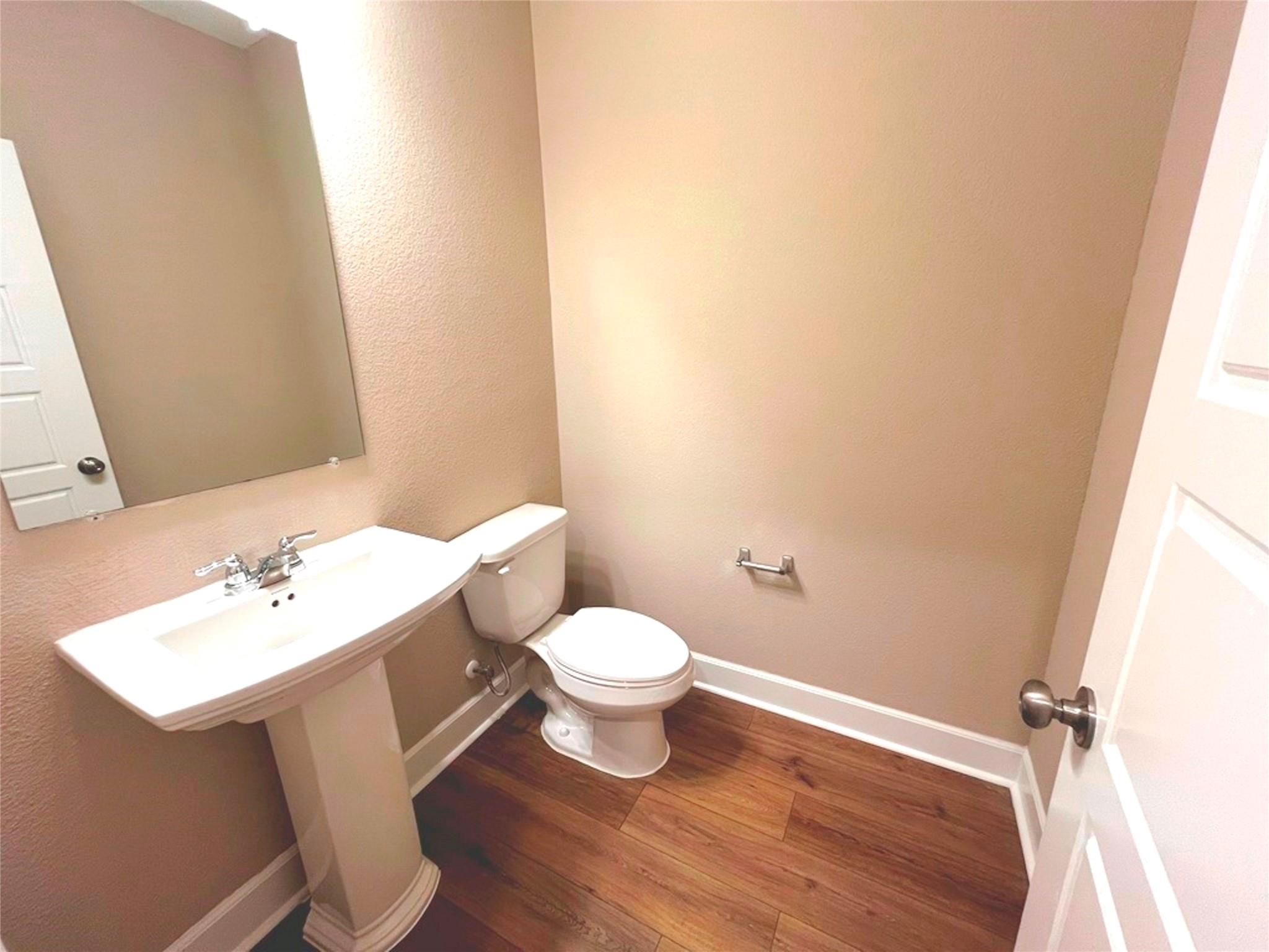 main property photo 11
