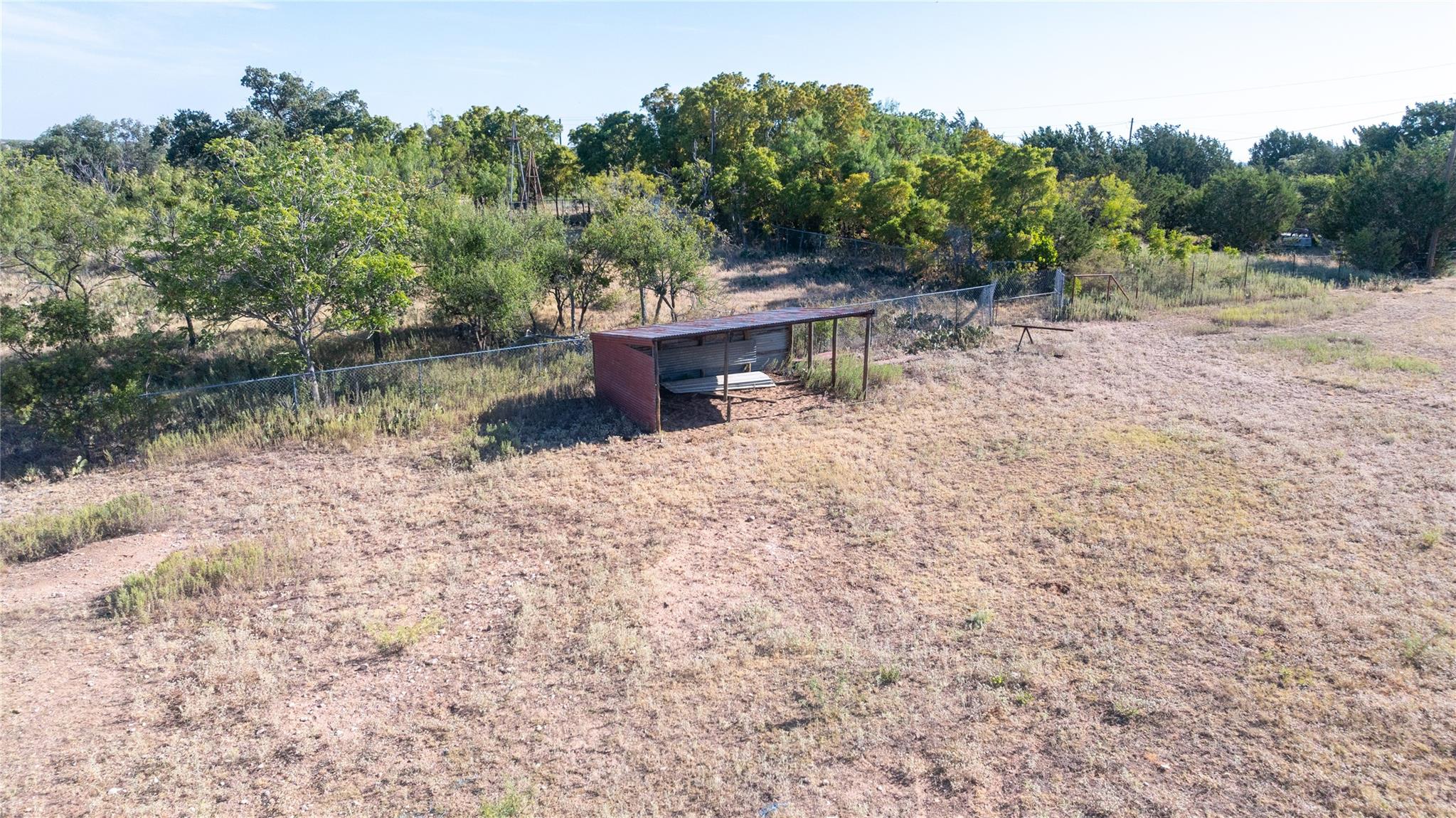 main property photo 34