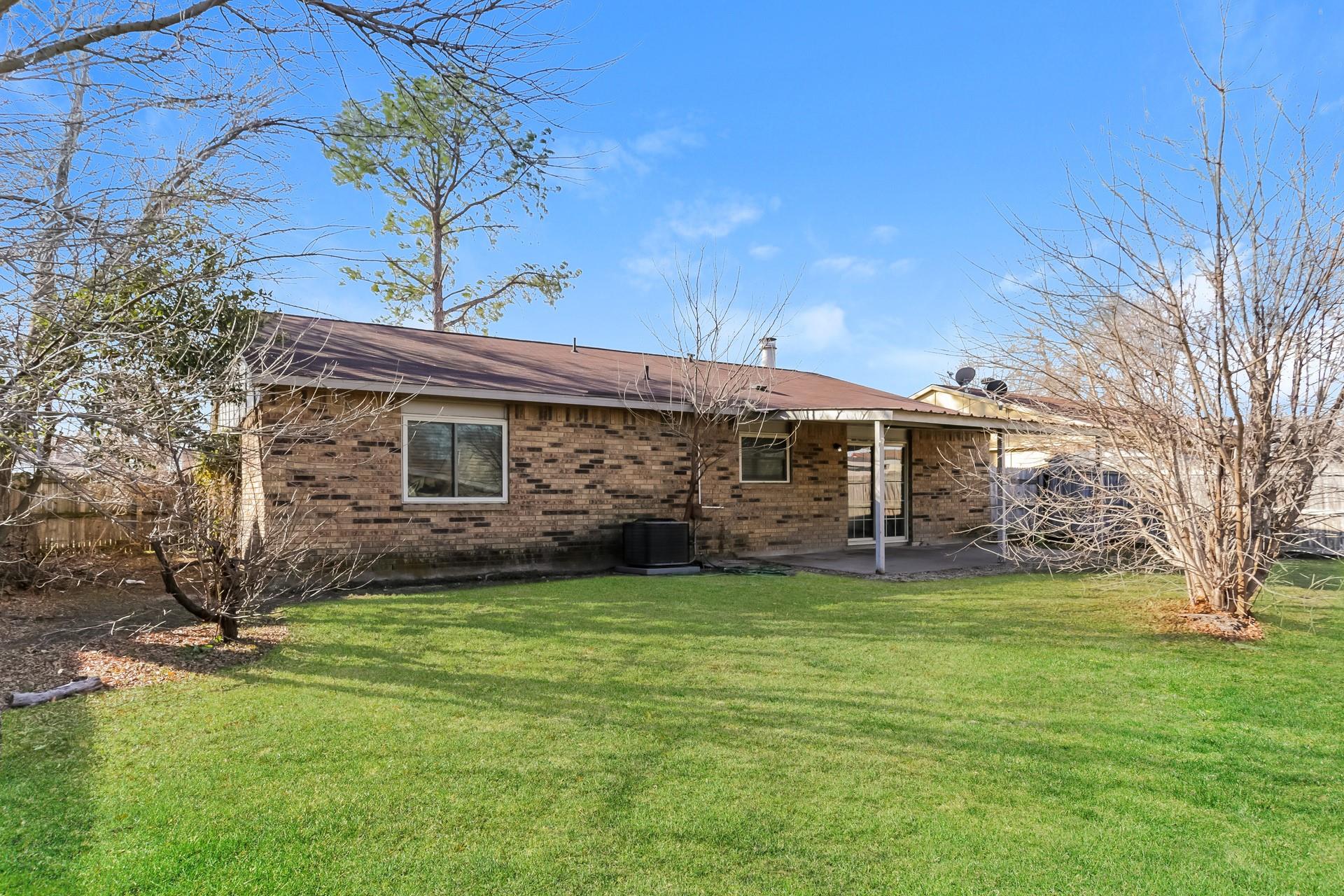 main property photo 13