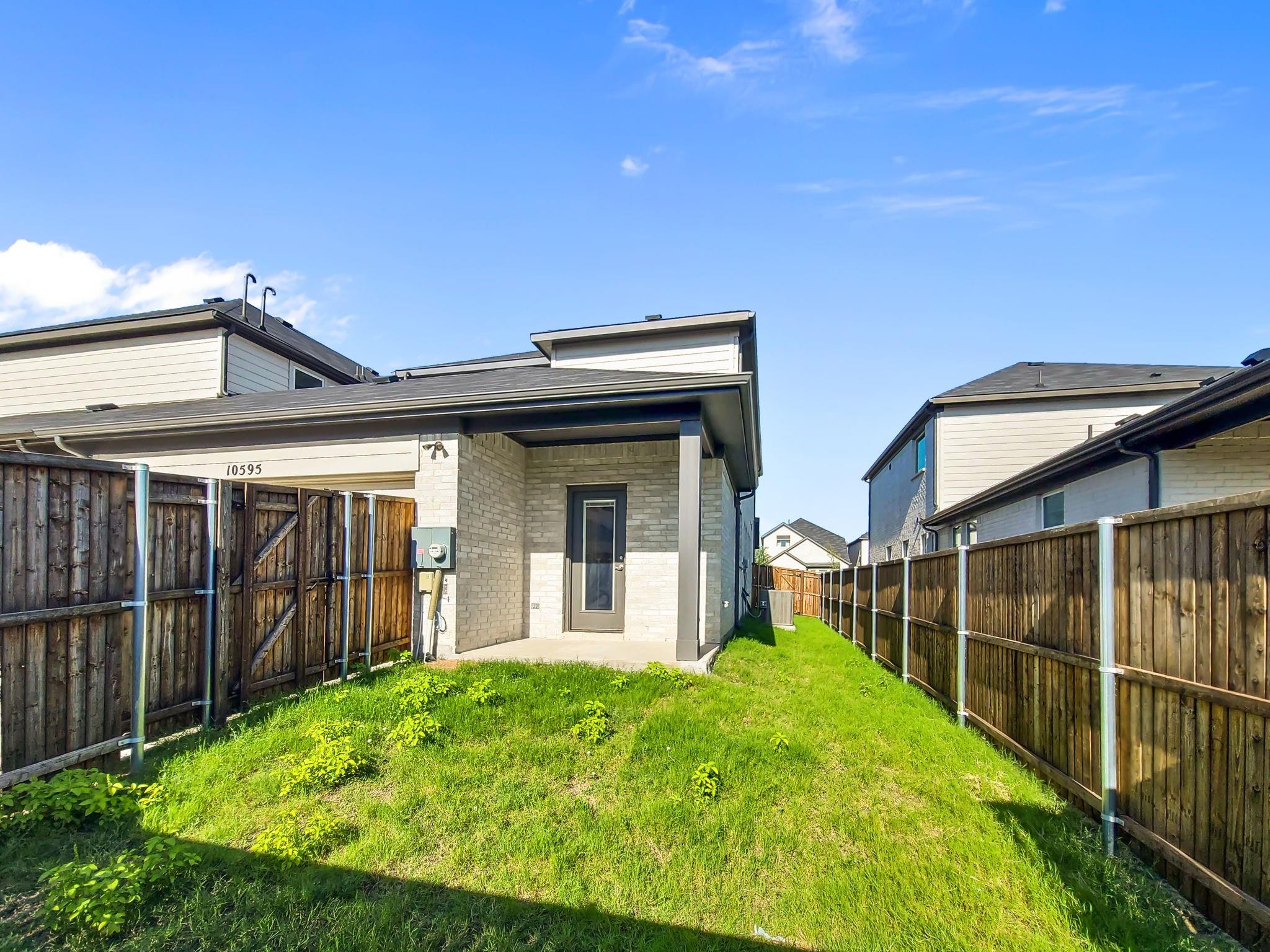 main property photo 25
