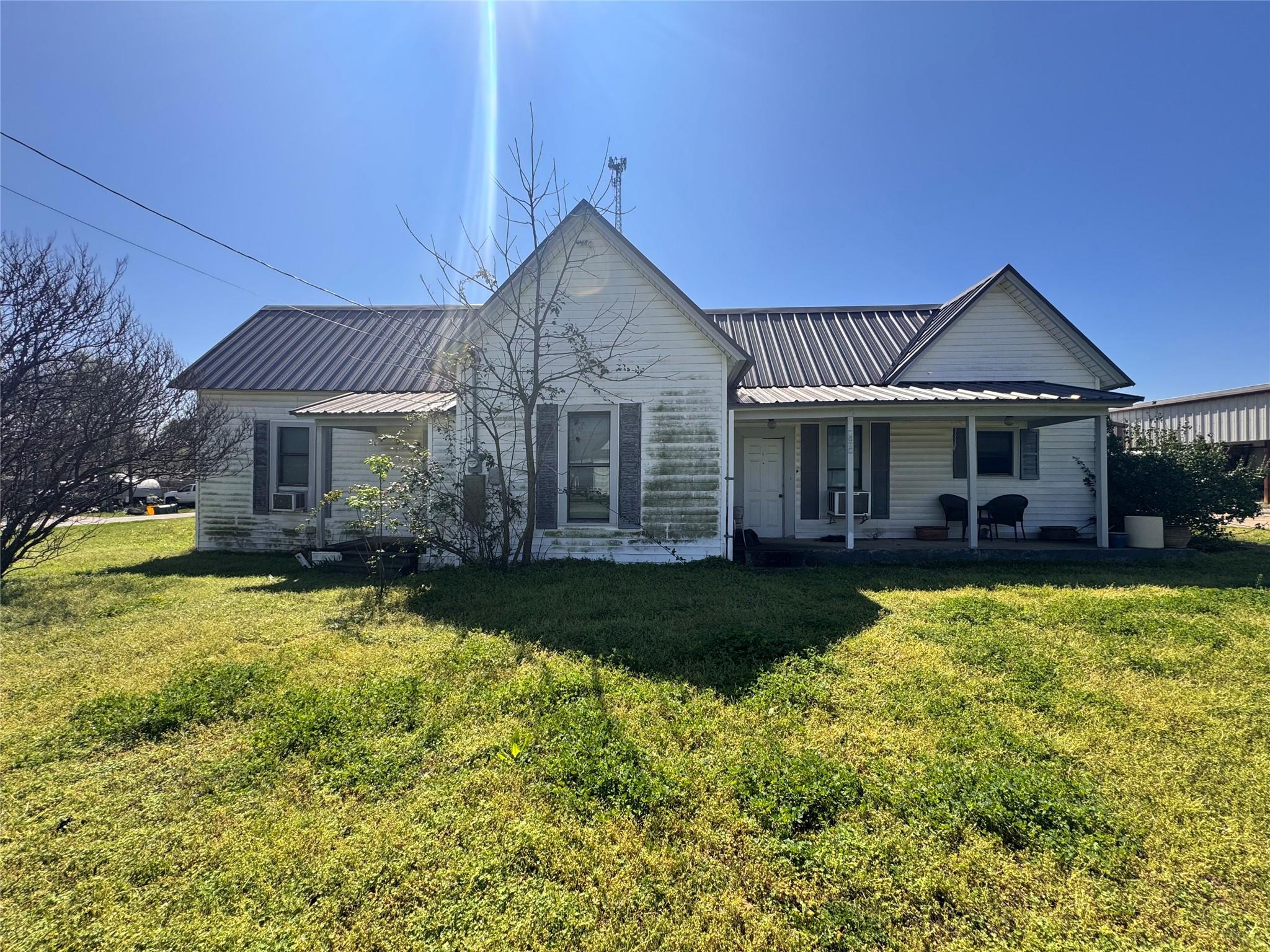 main property photo 7