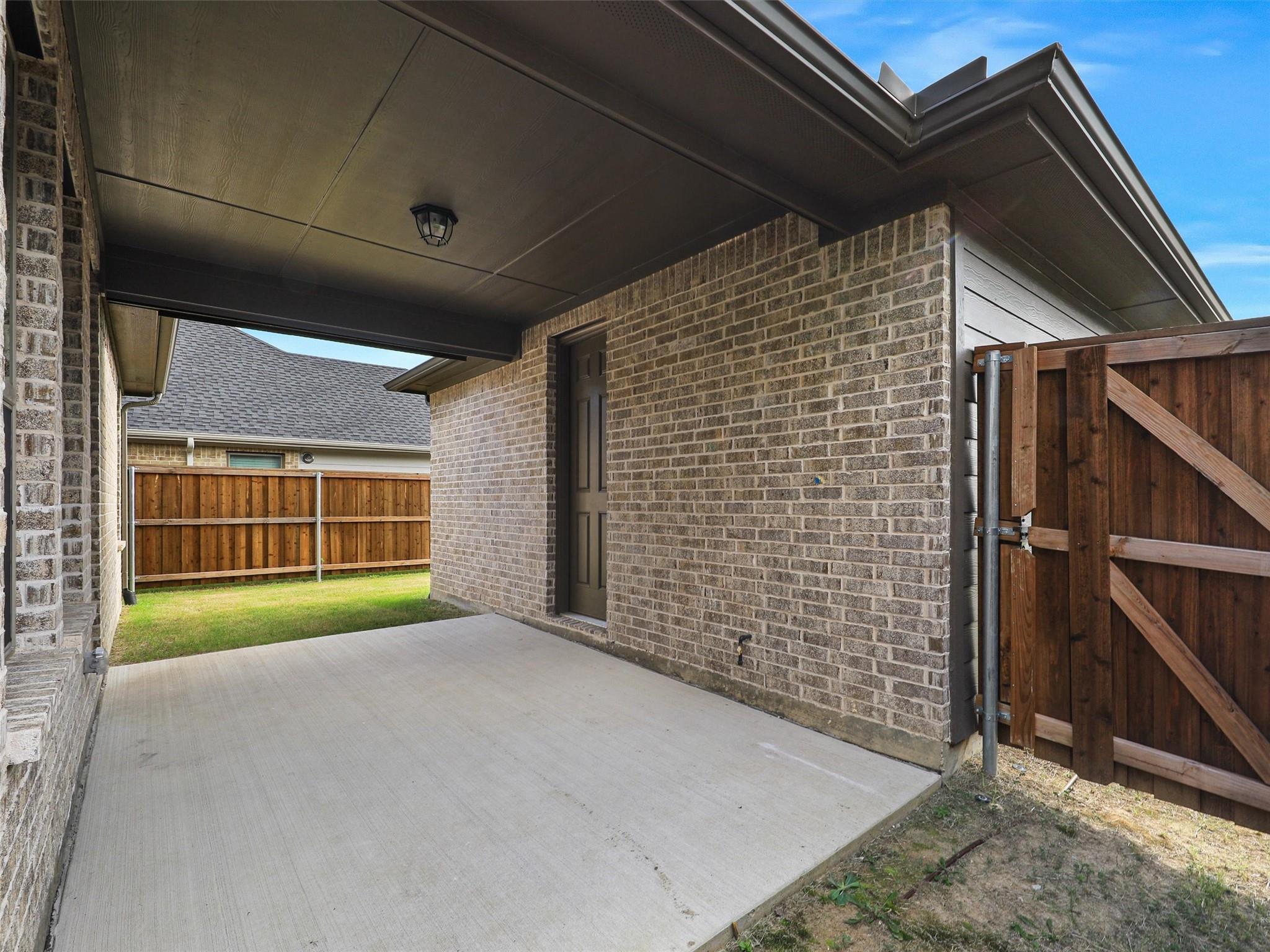 main property photo 38