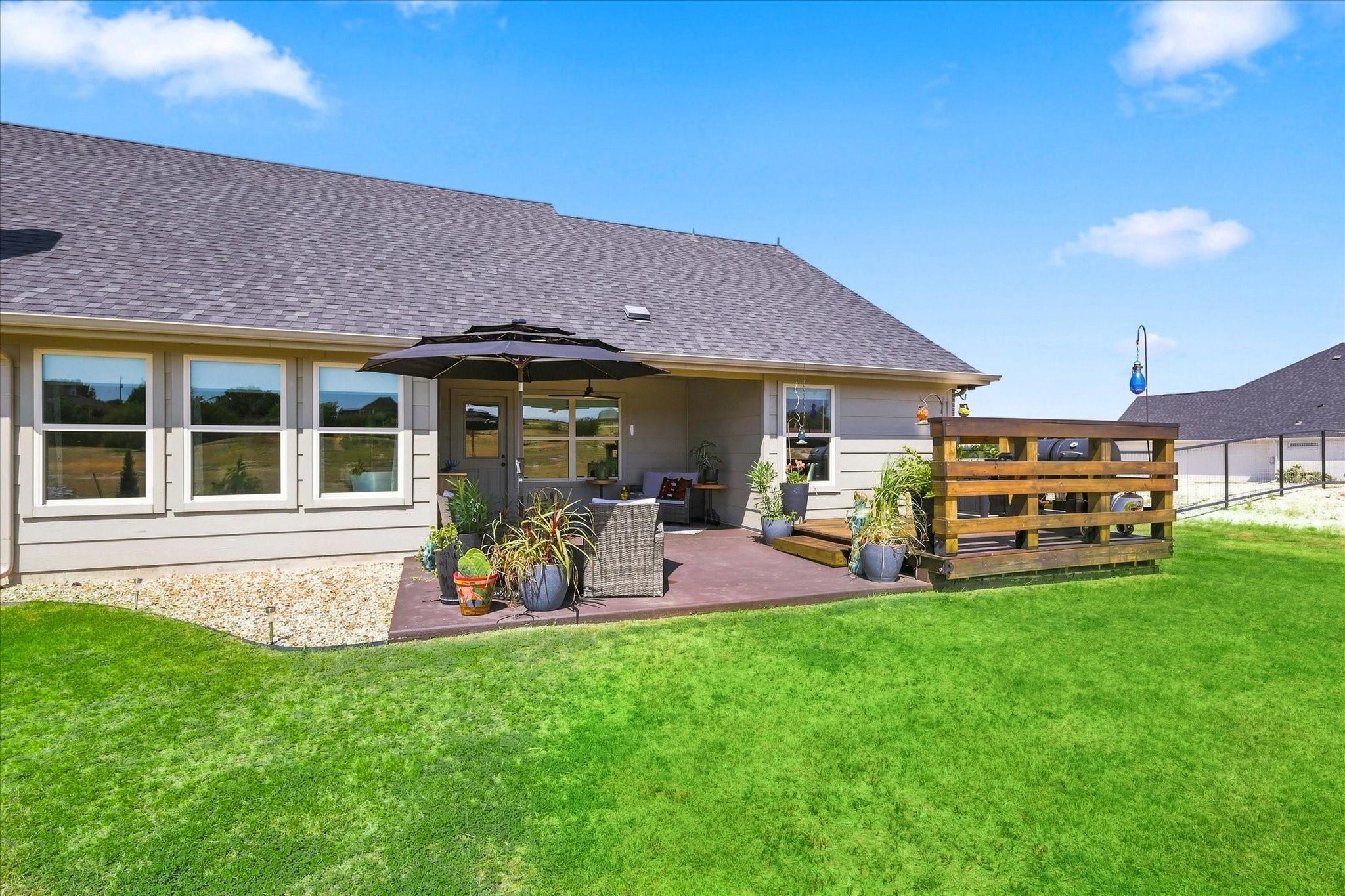 main property photo 33