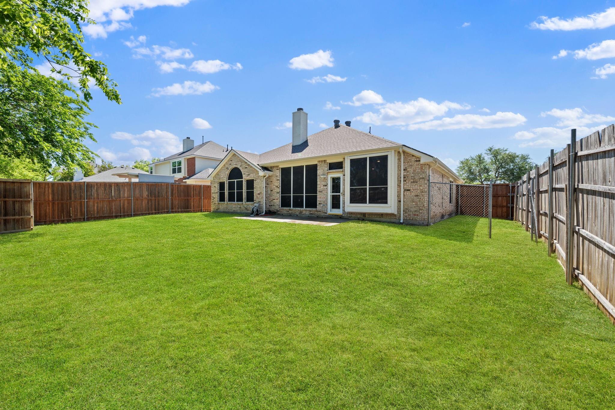 main property photo 32