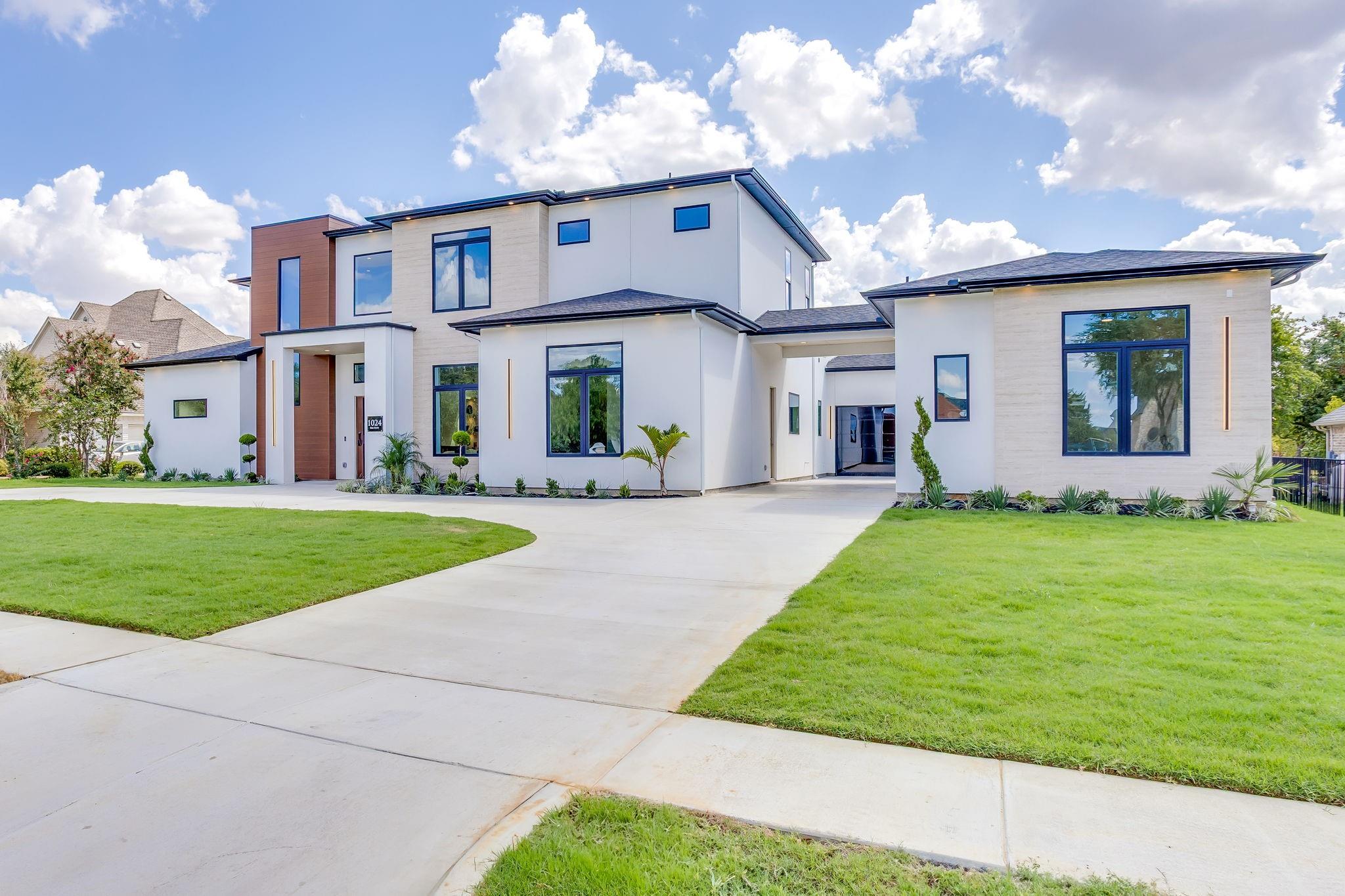 main property photo 1