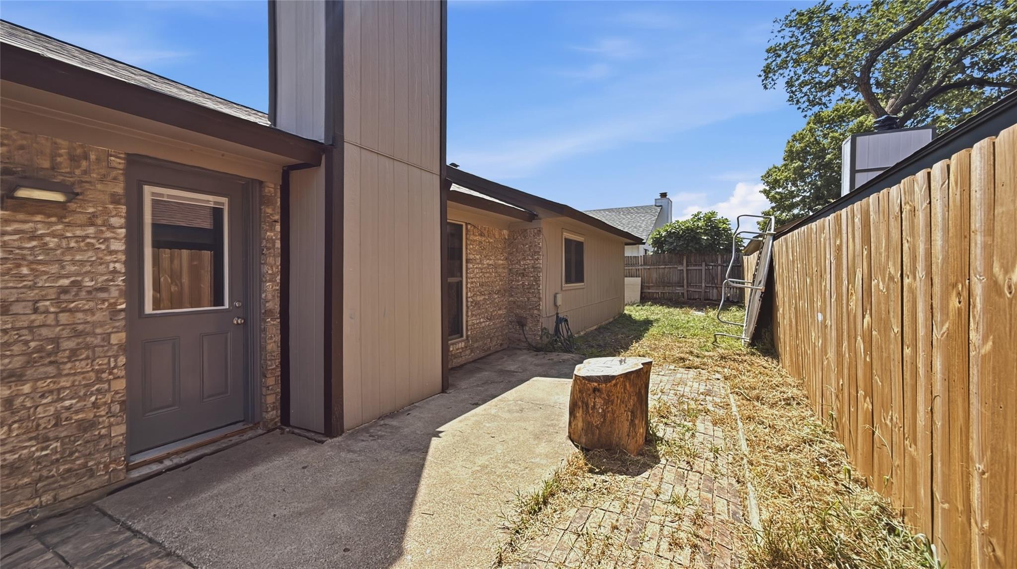 property viewer photo 15