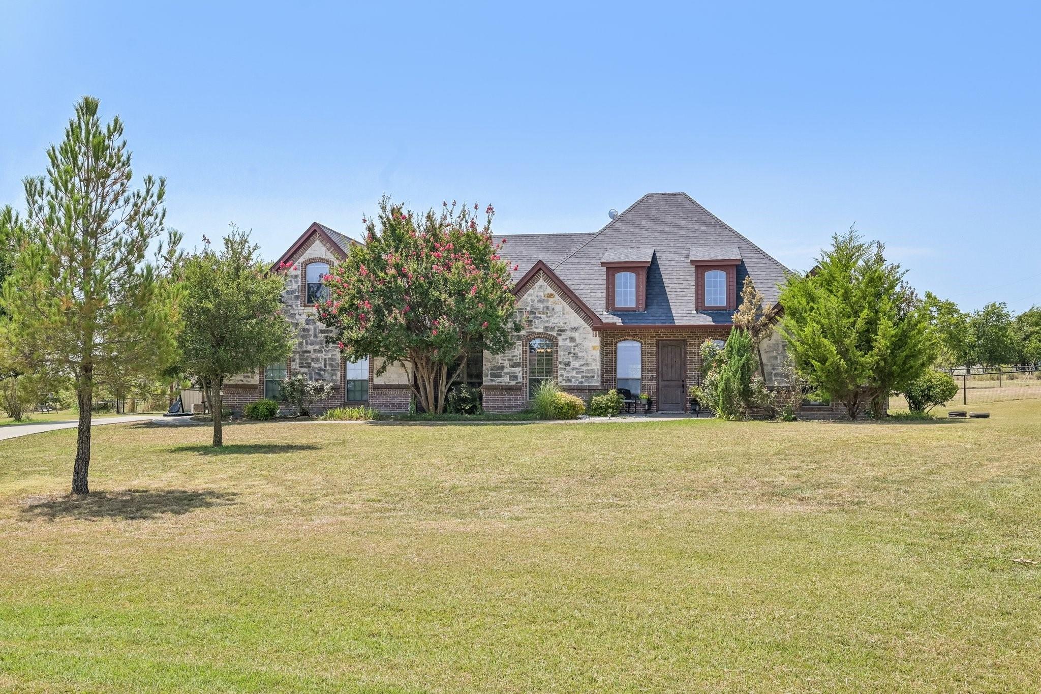 main property photo 39