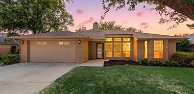 image of property with 3 Bed | 2 Bath | 1,624 Sqft