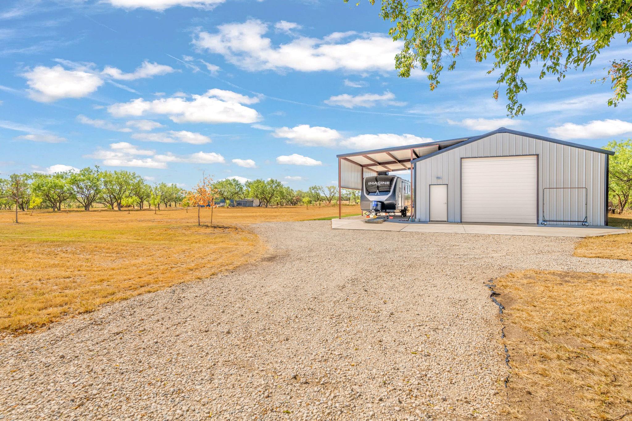 main property photo 35