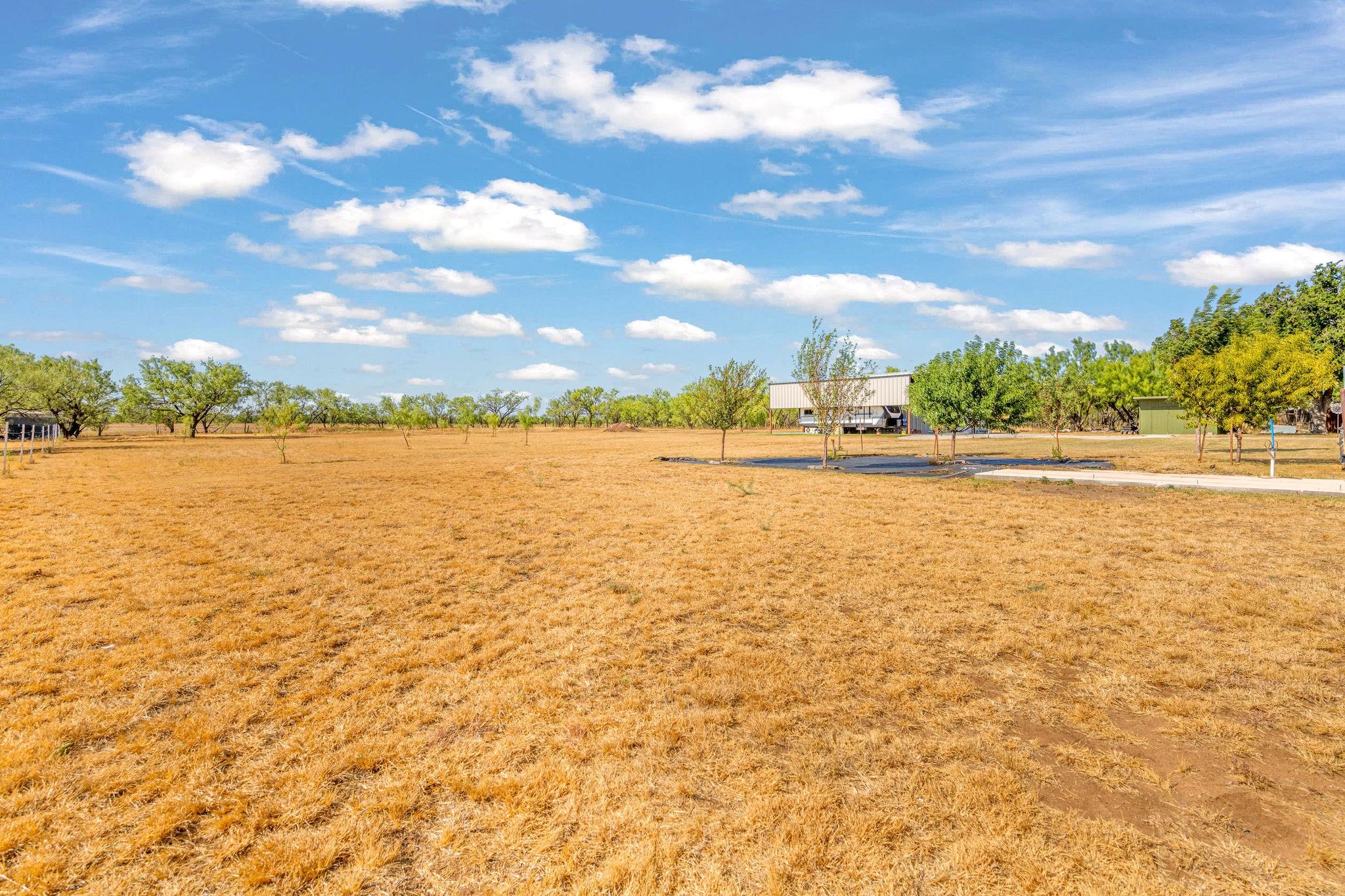 main property photo 36