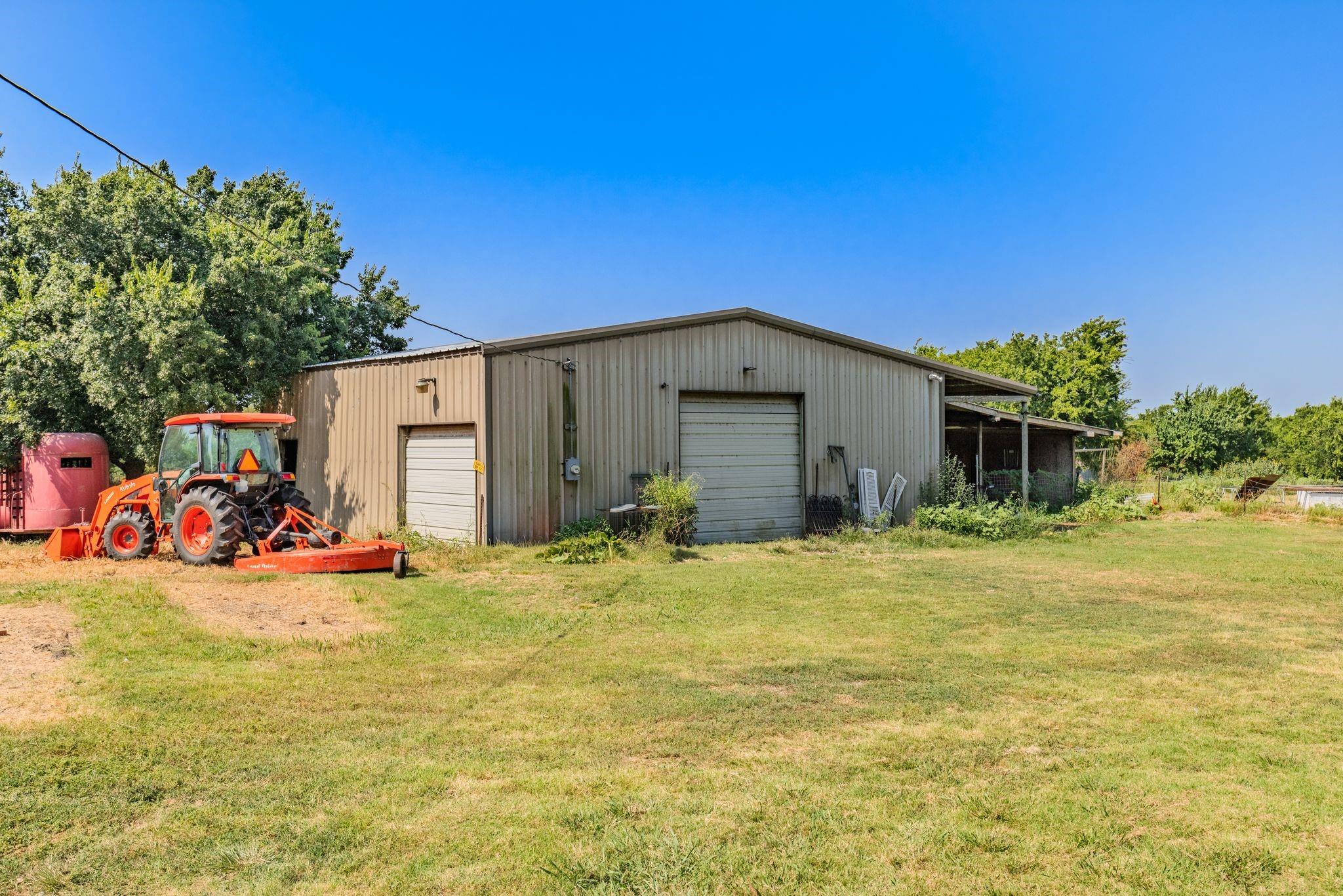 main property photo 26