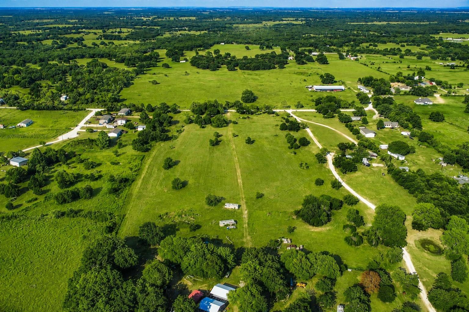 main property photo 10