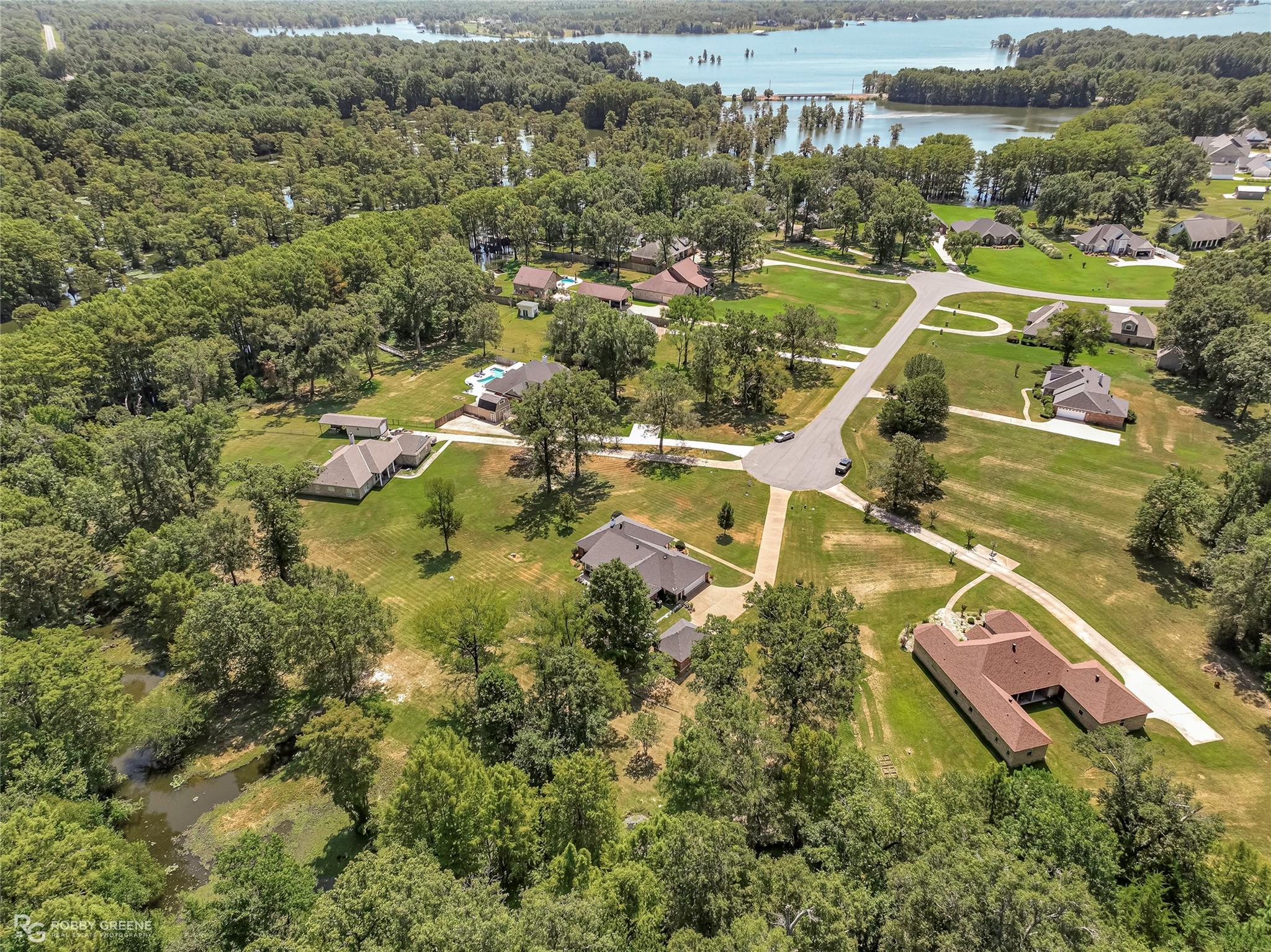 main property photo 30
