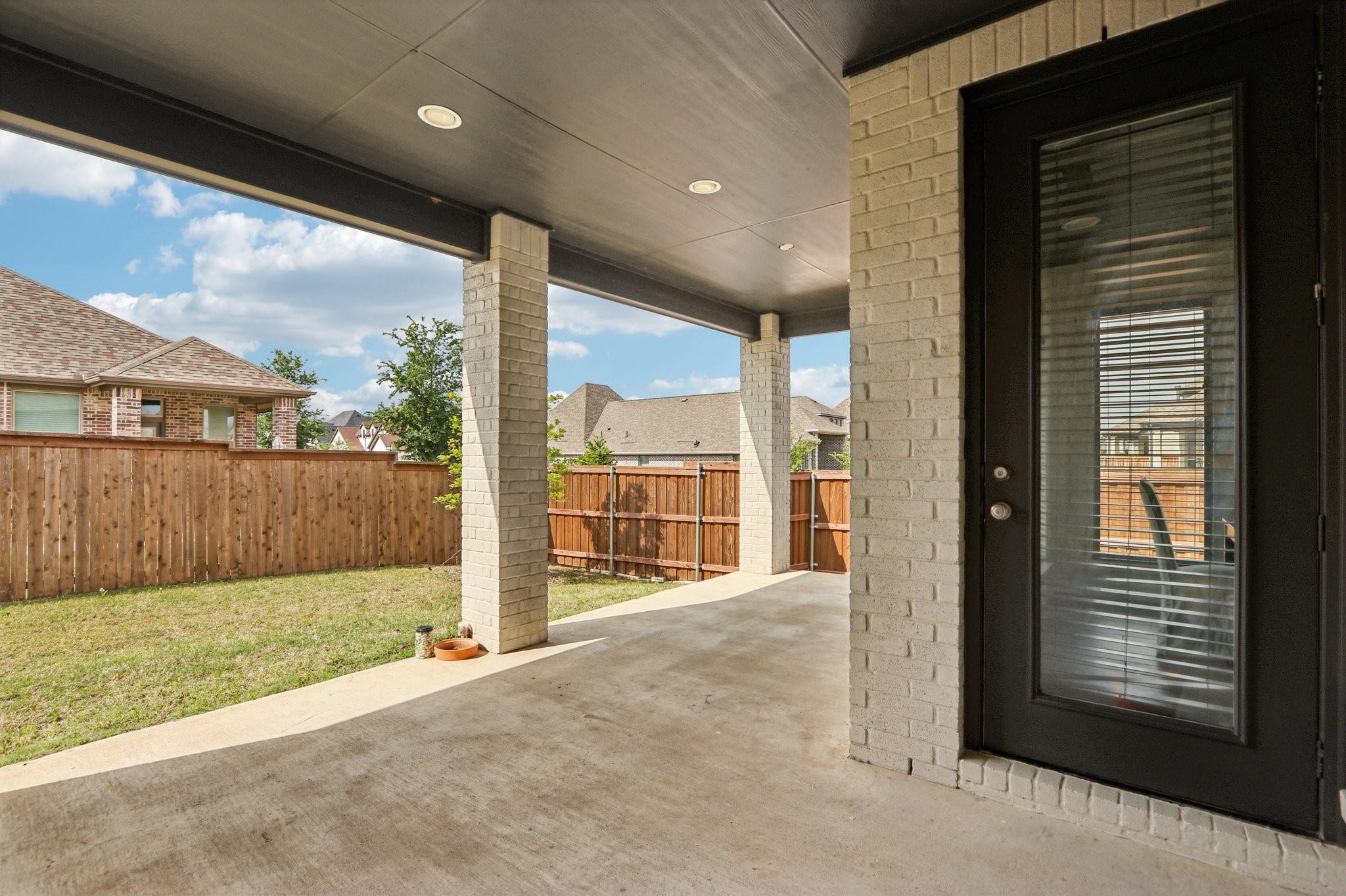 main property photo 37
