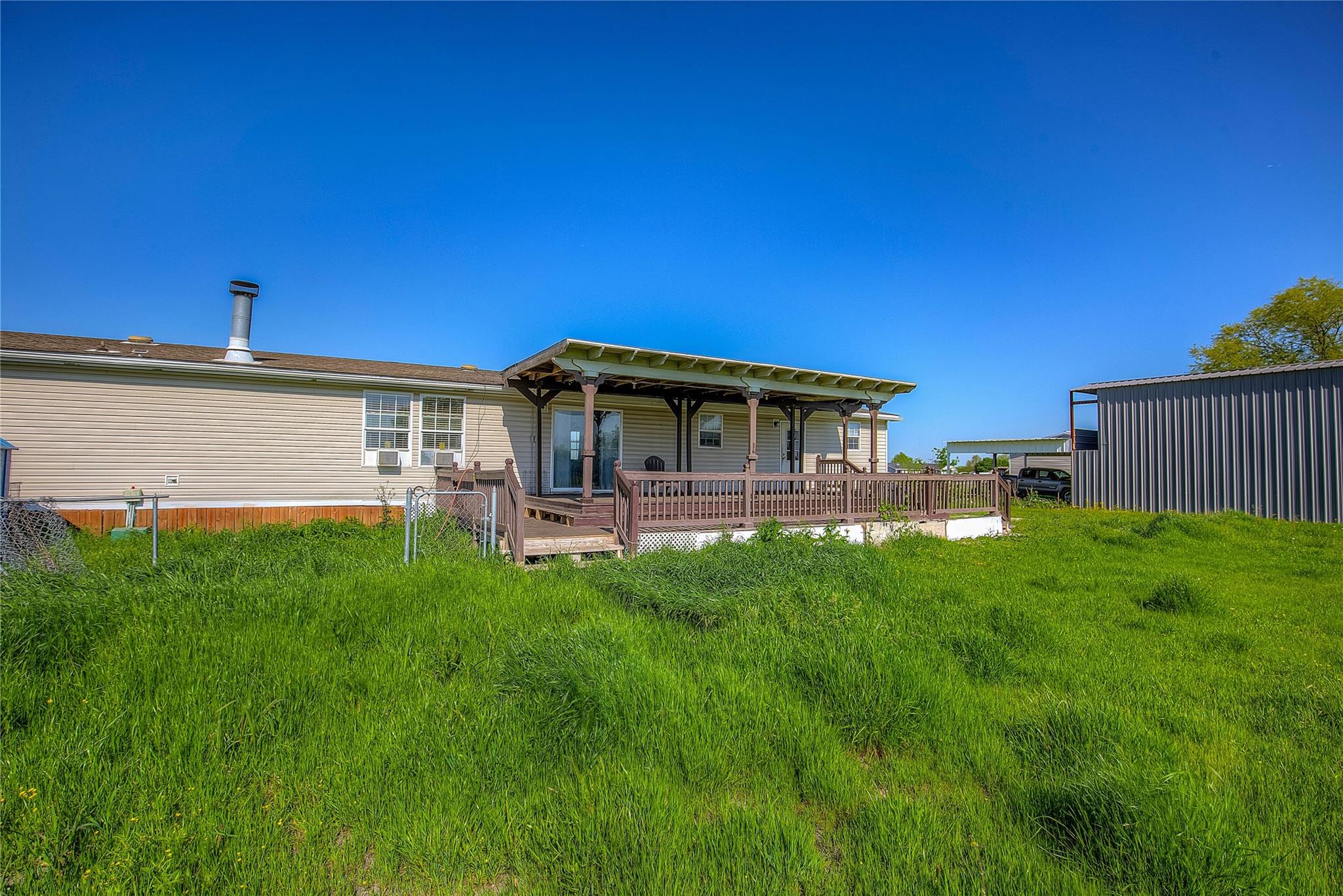 main property photo 33