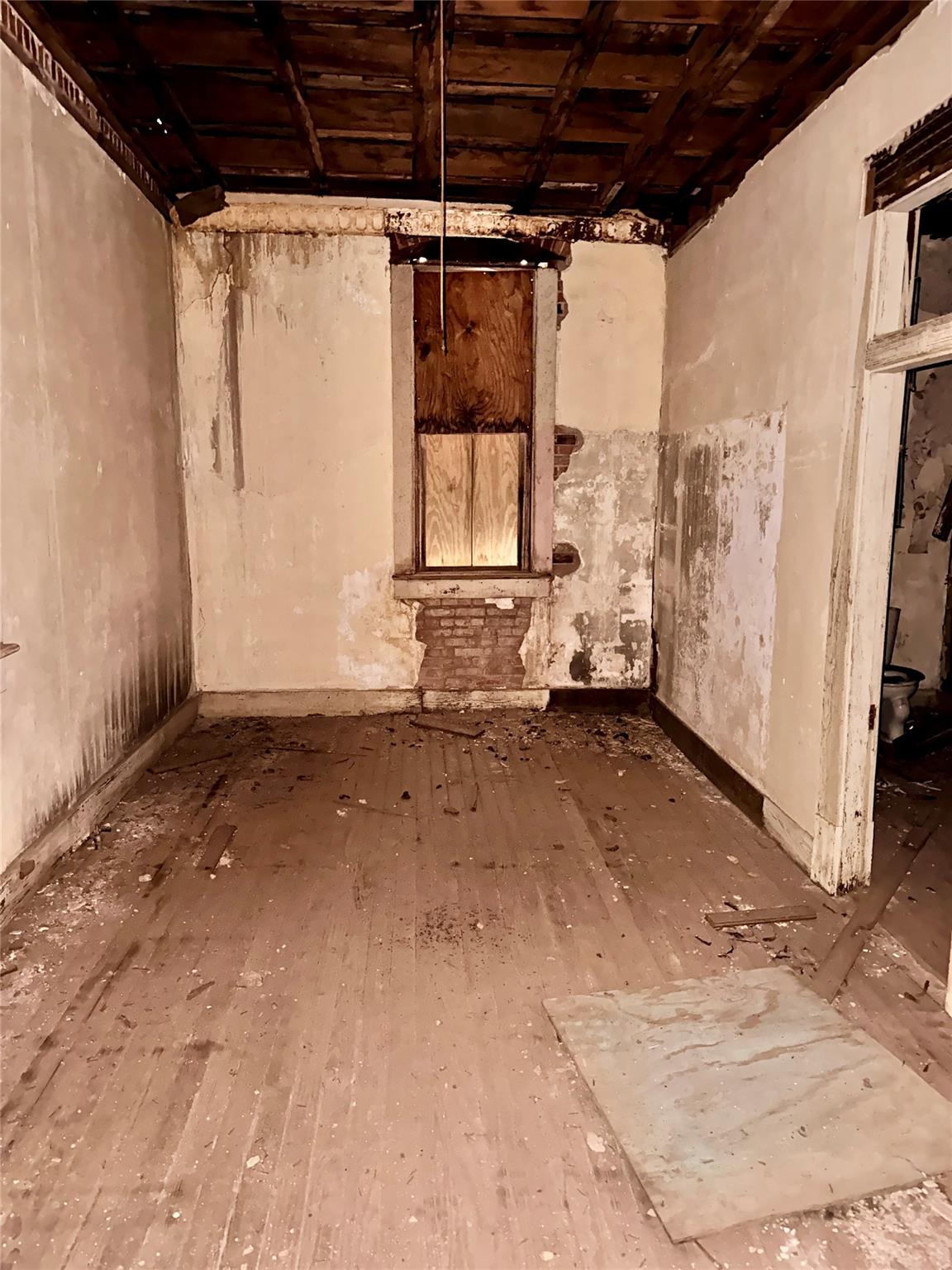 main property photo 20