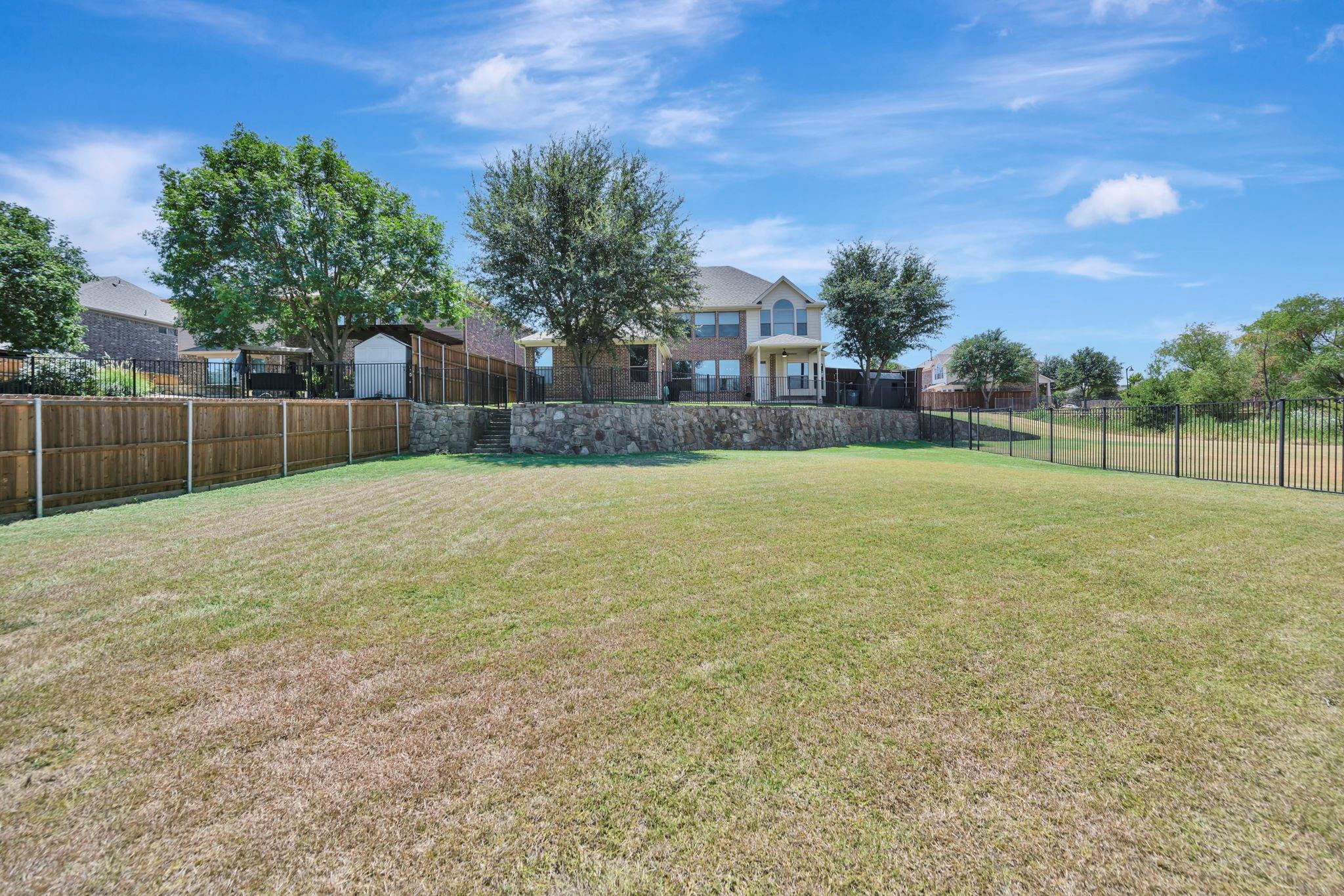 main property photo 36
