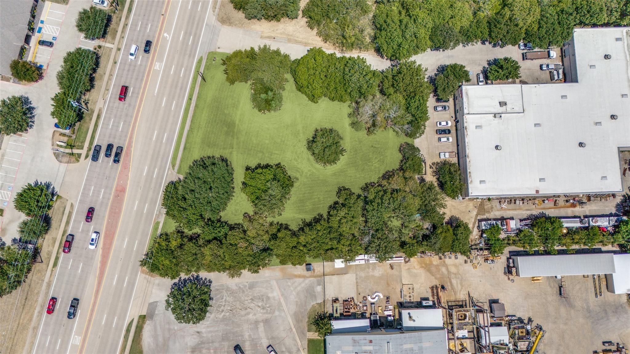 main property photo 4