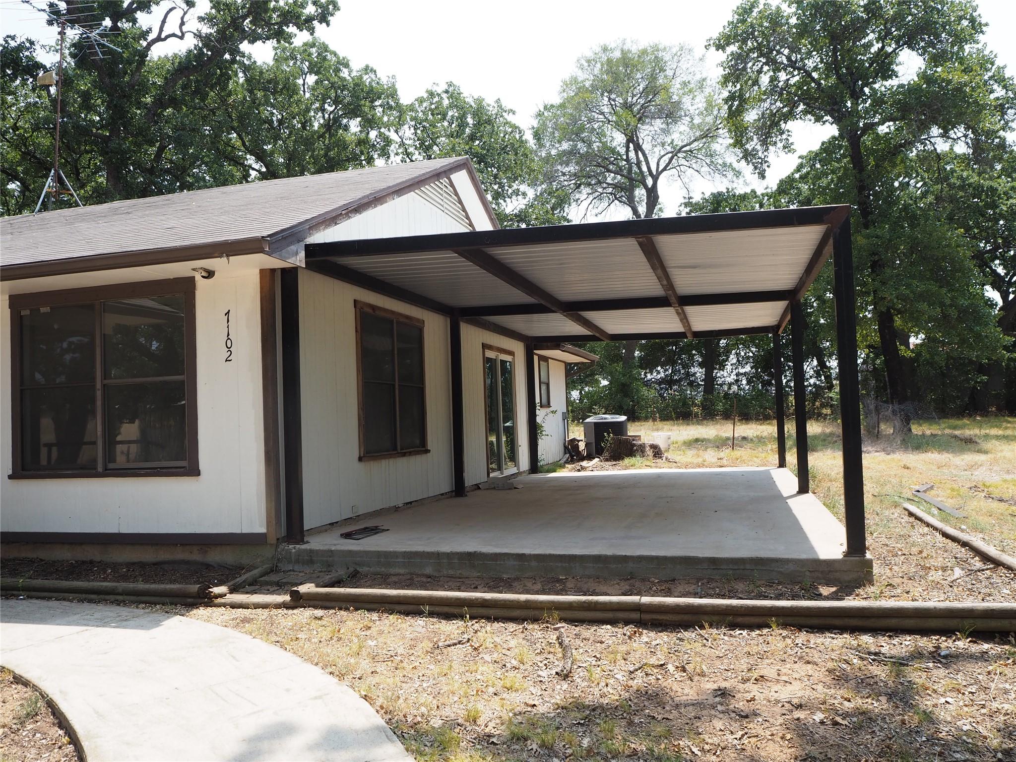 main property photo 22