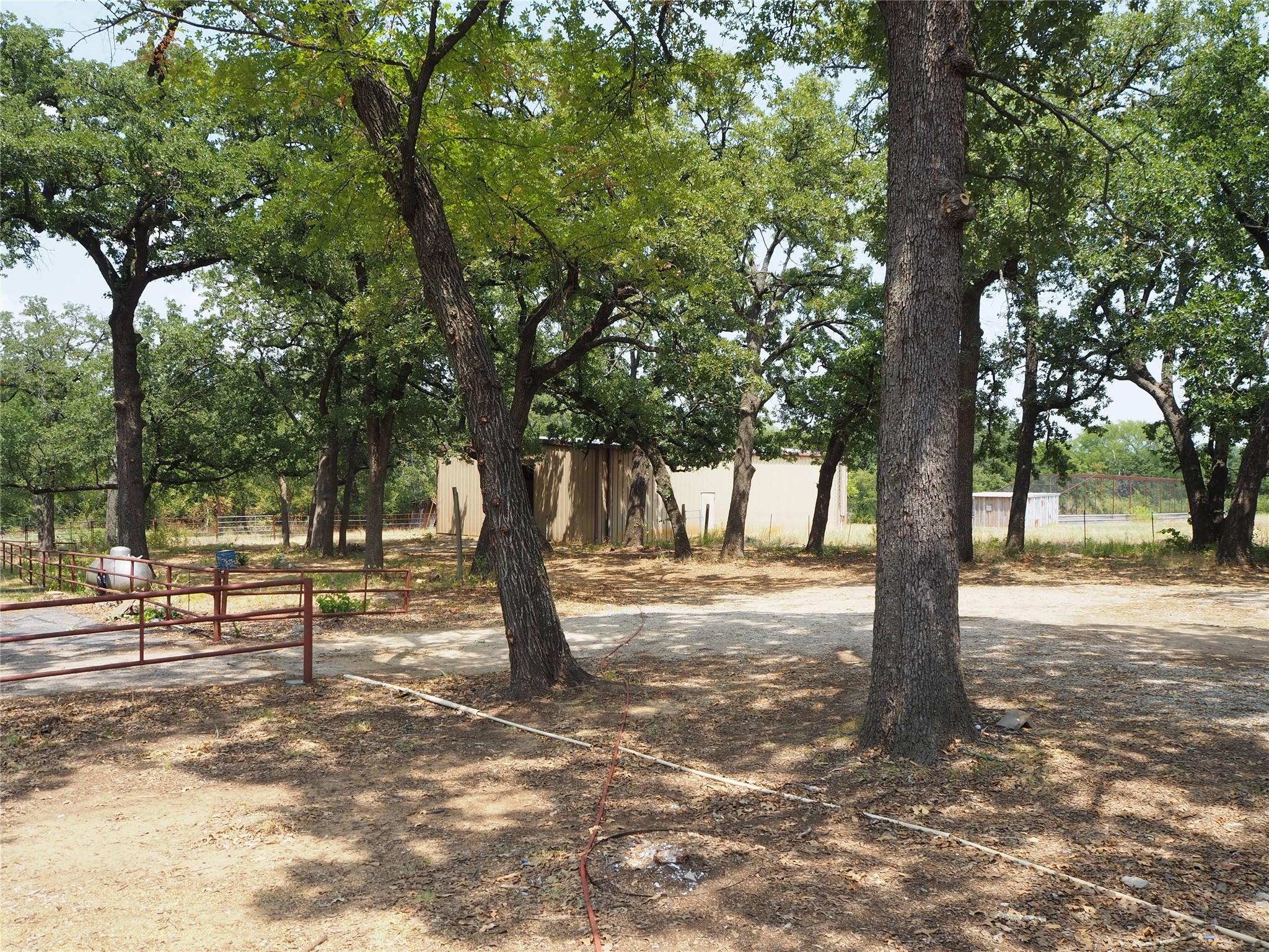 main property photo 30