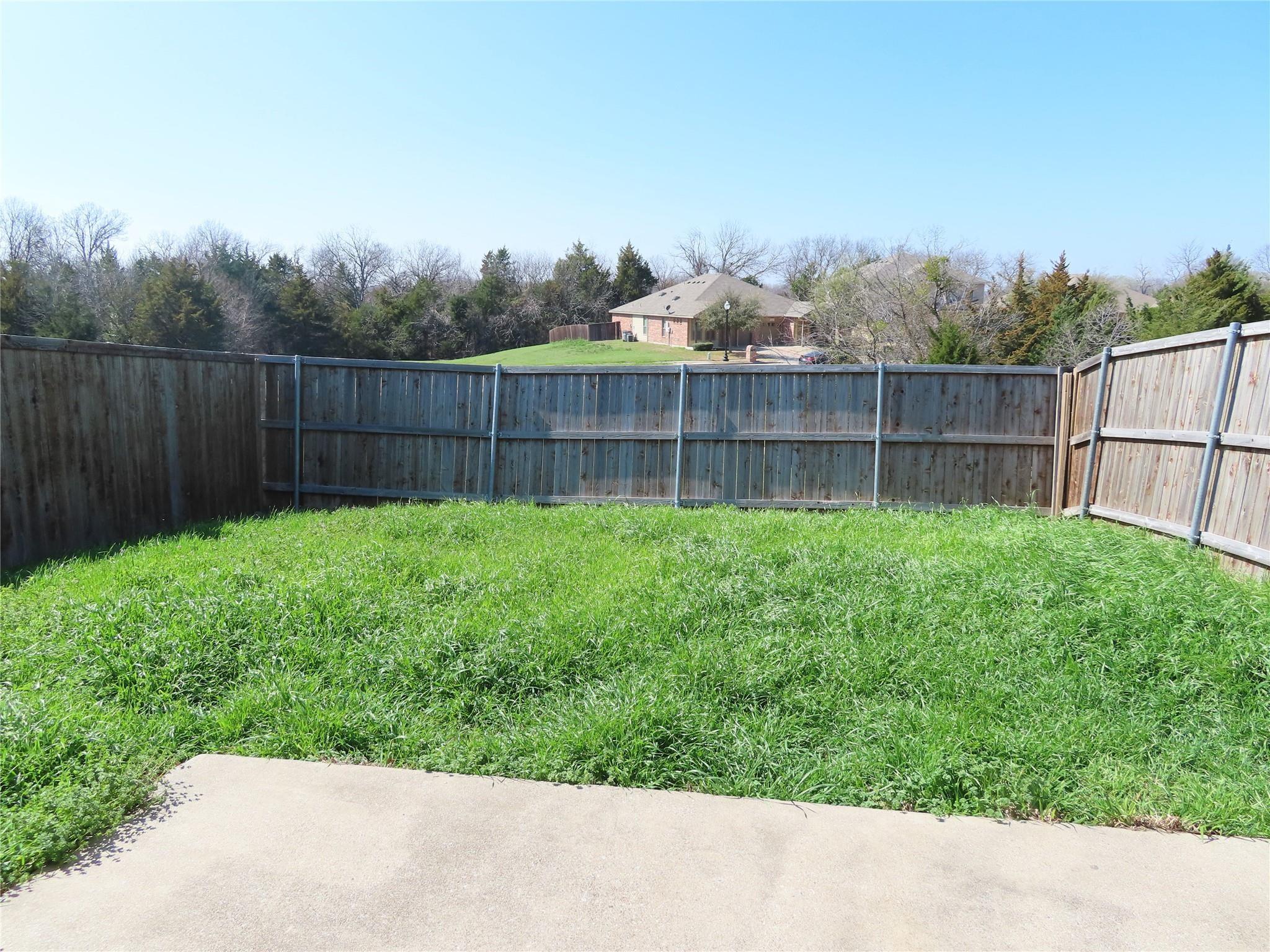 main property photo 10