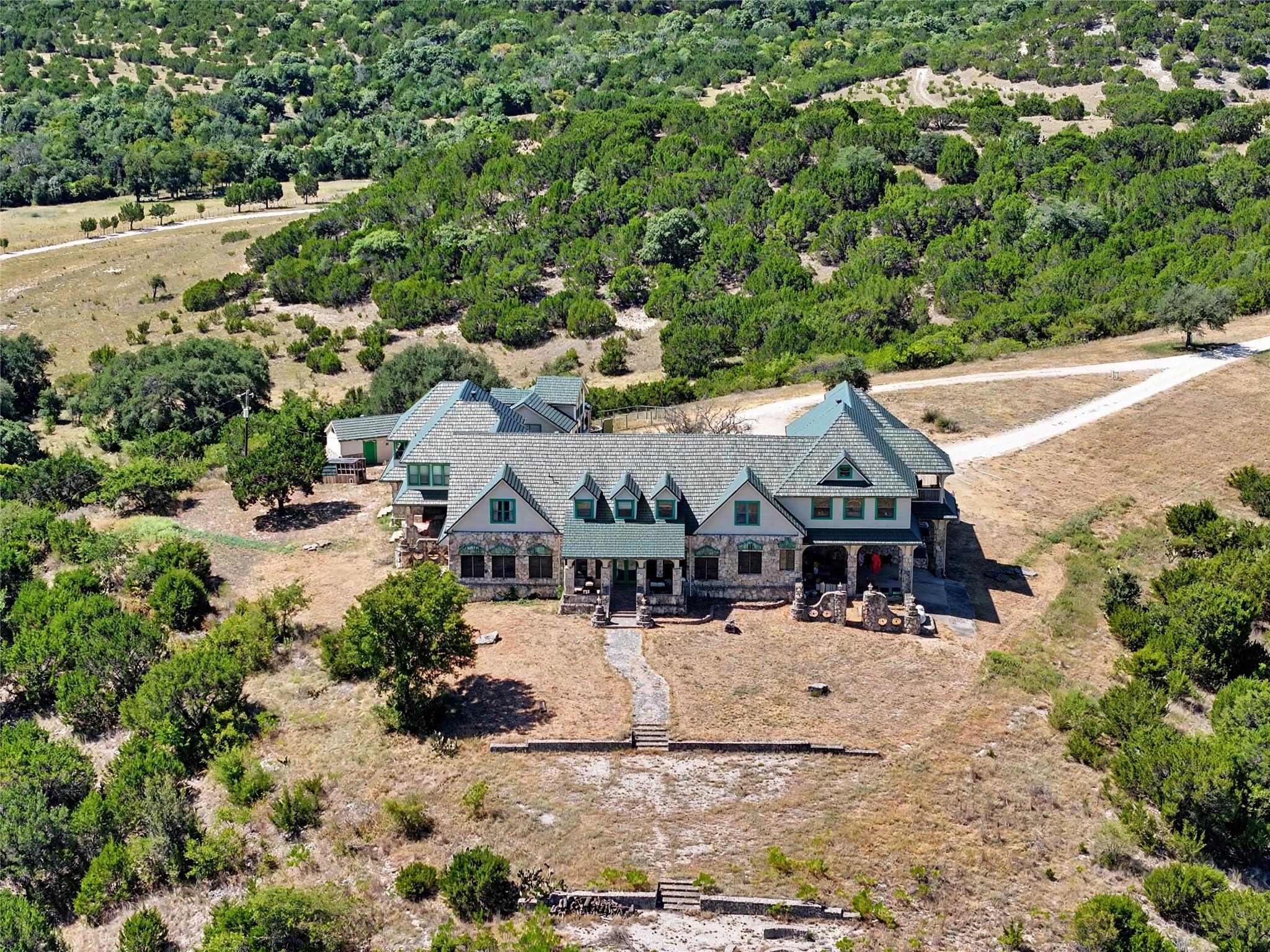 main property photo 22