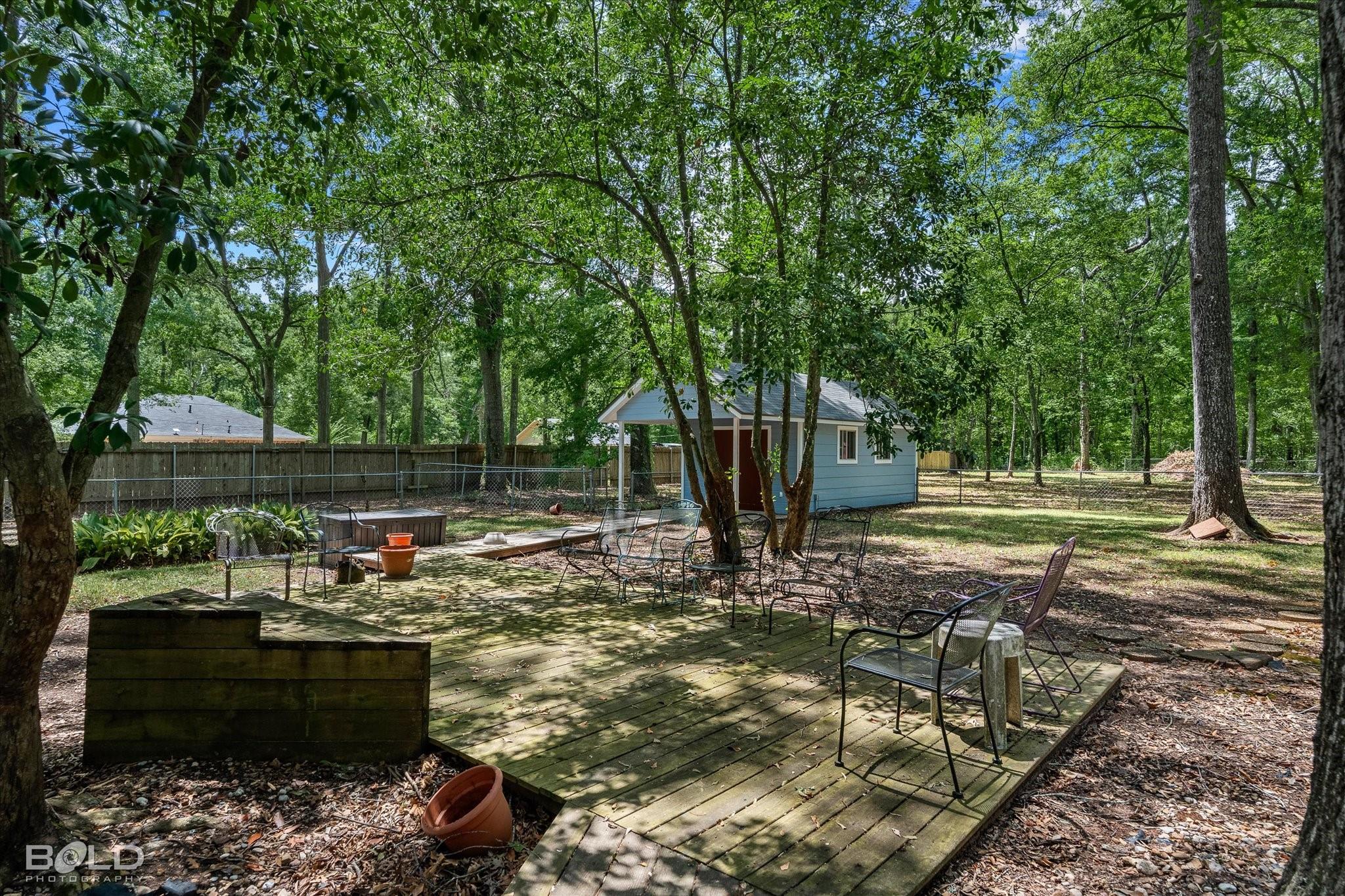 main property photo 30