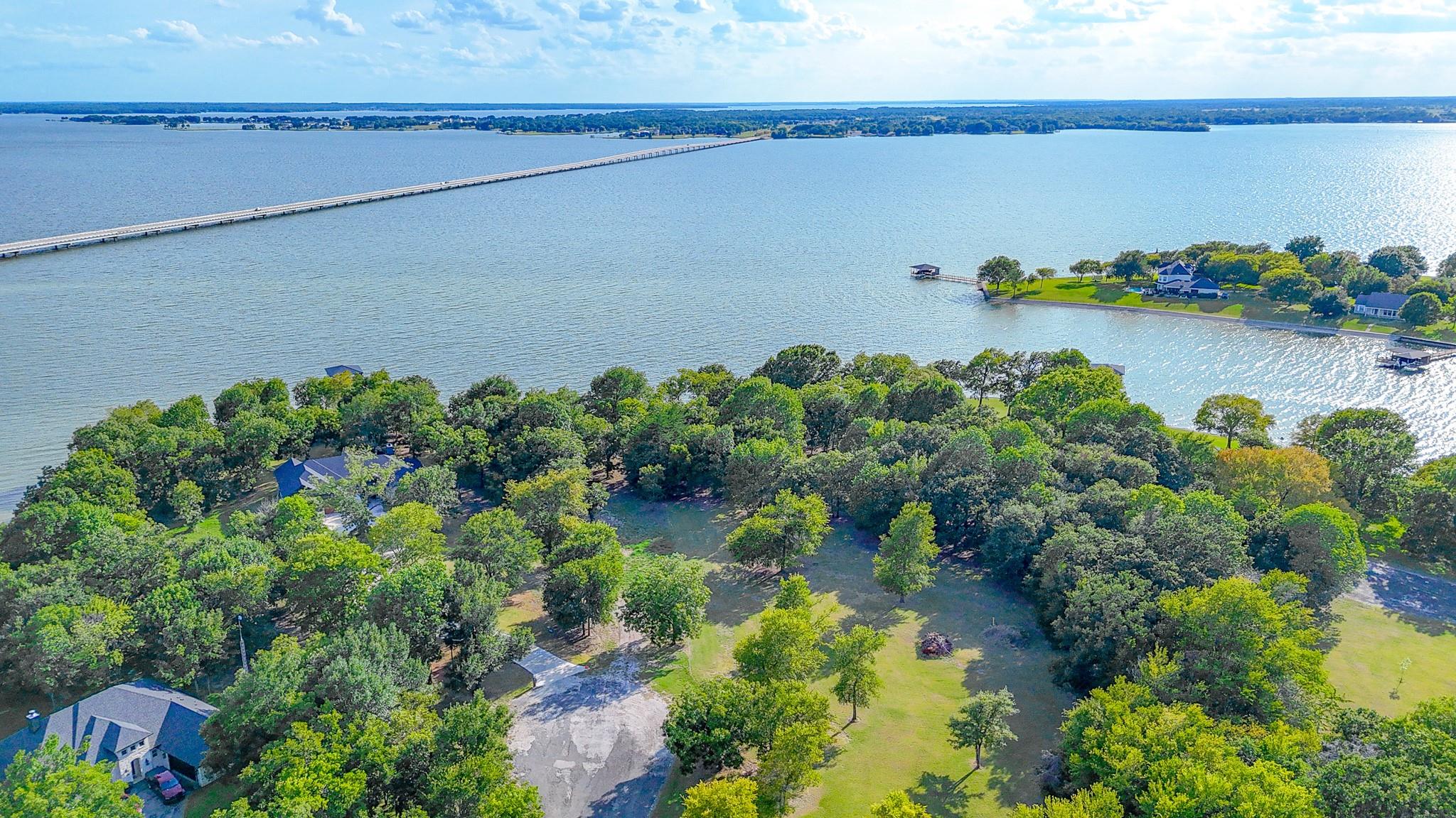 main property photo 11