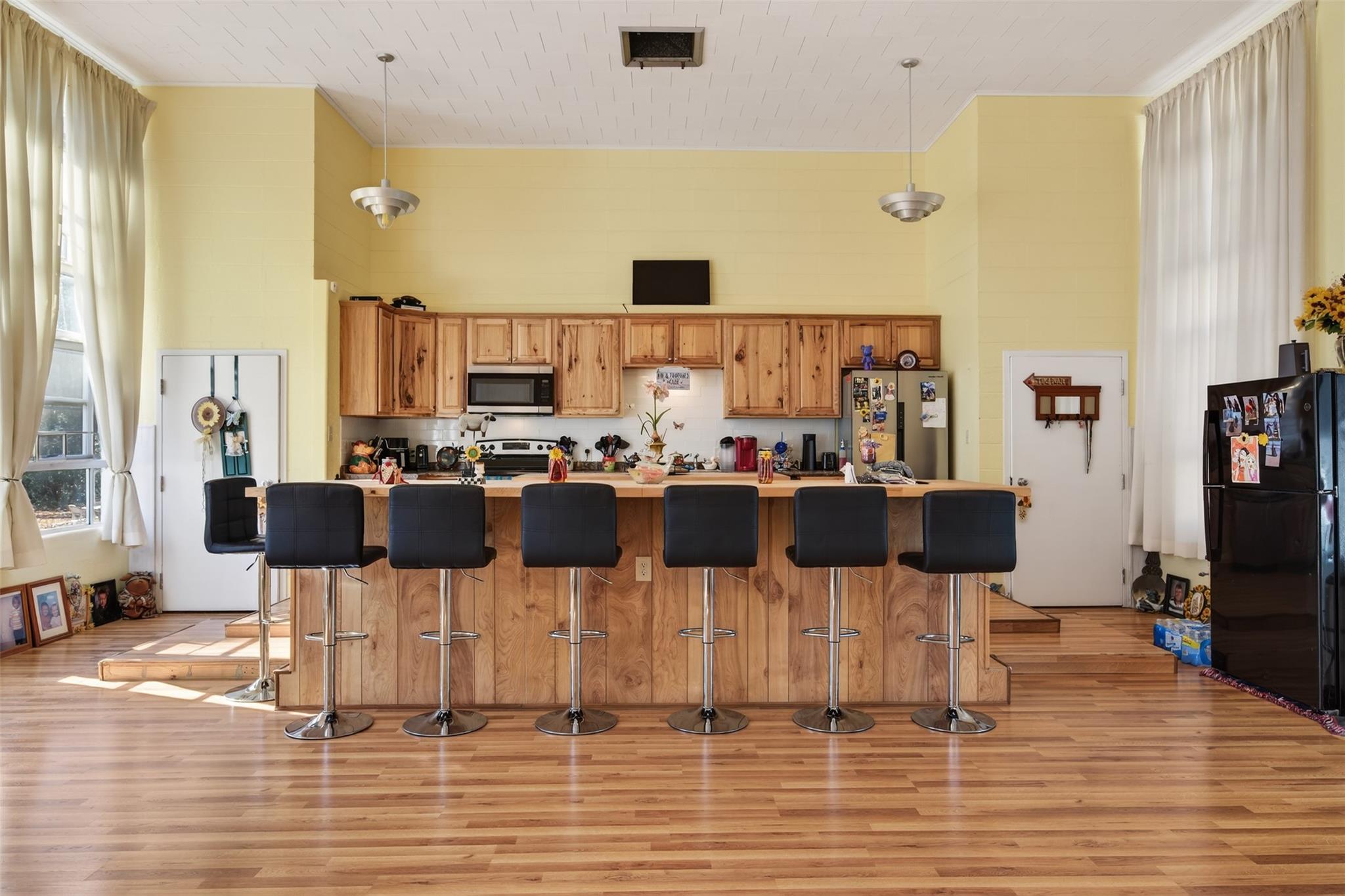 main property photo 15