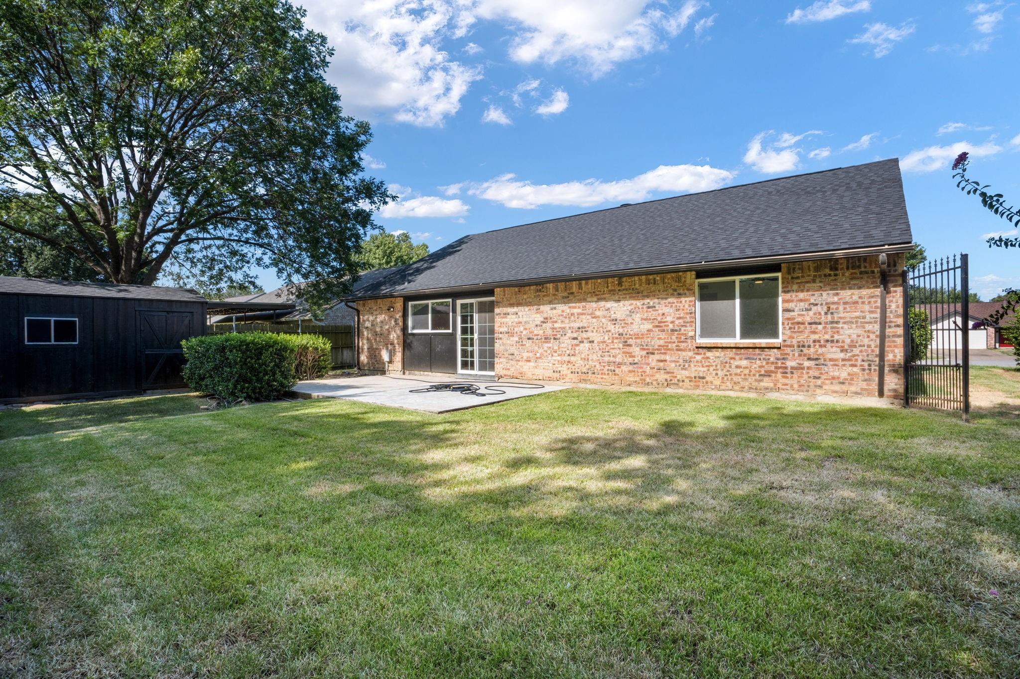 main property photo 26