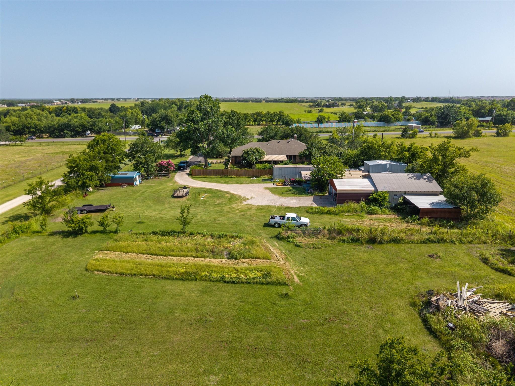 main property photo 34