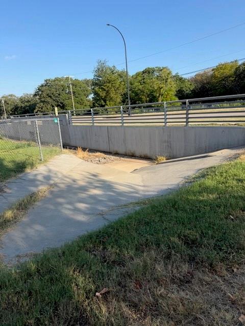main property photo 18