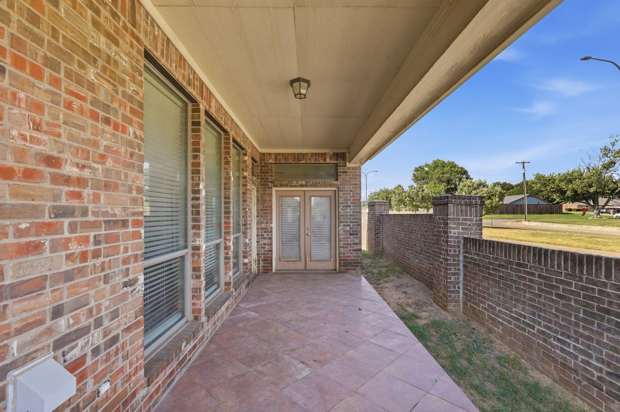 main property photo 36