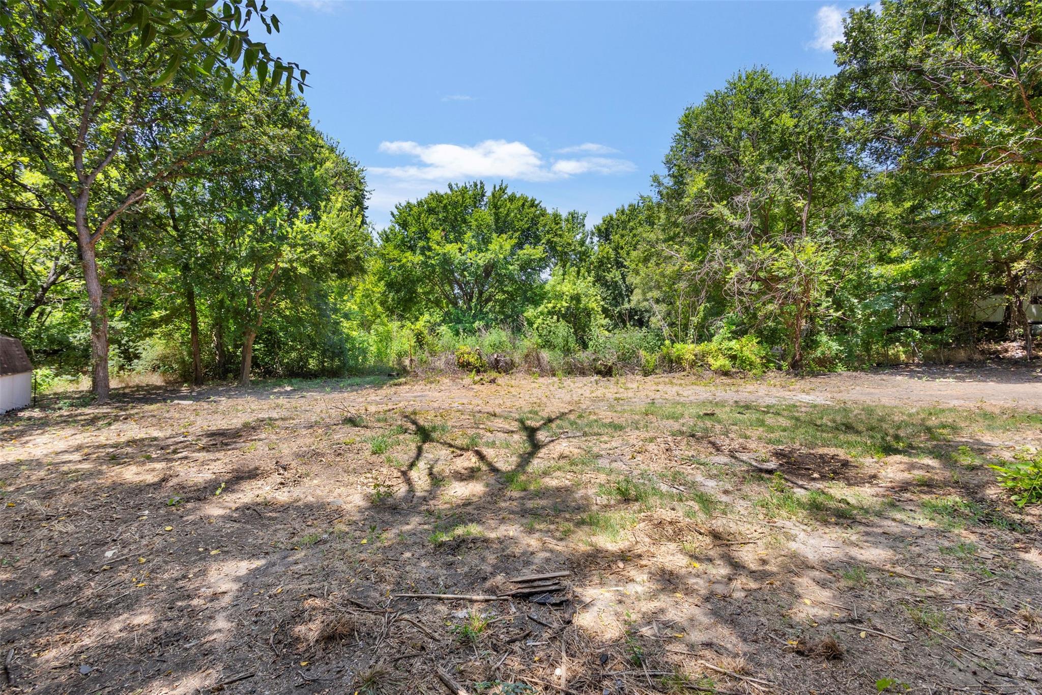 main property photo 14