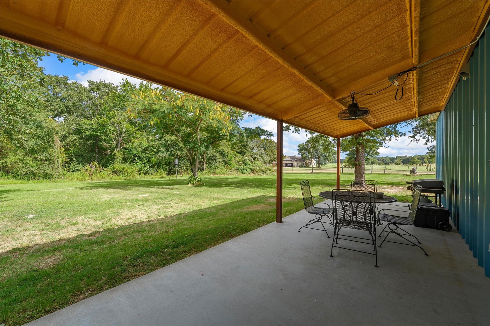 main property photo 26