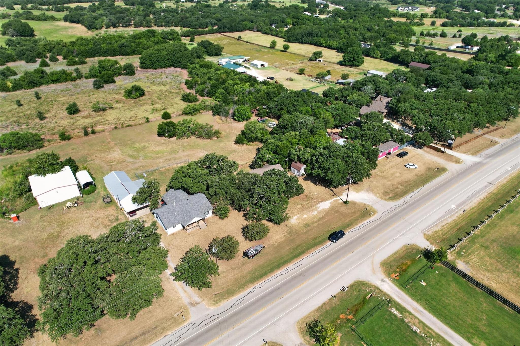 main property photo 12