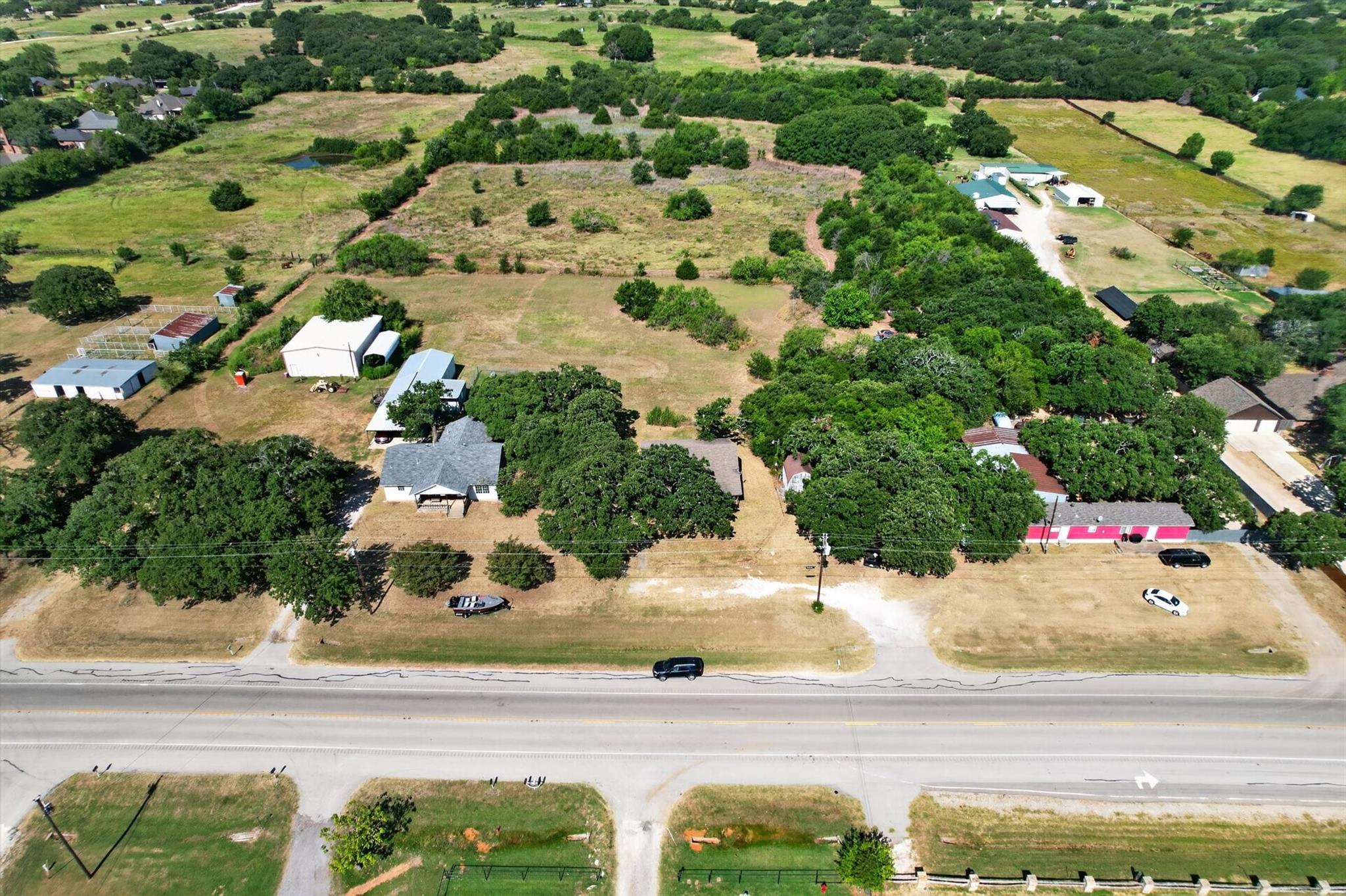 main property photo 13