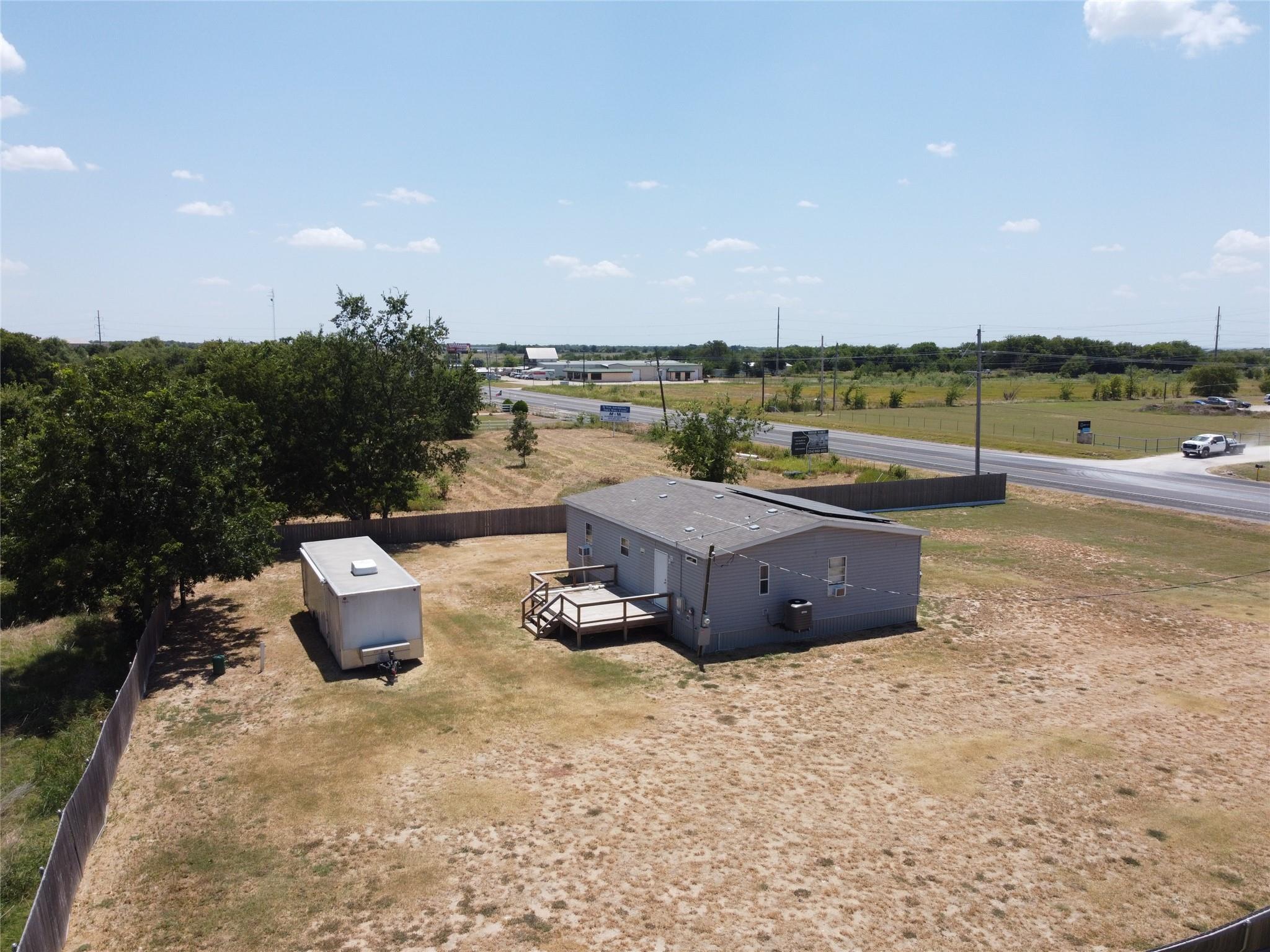 main property photo 31
