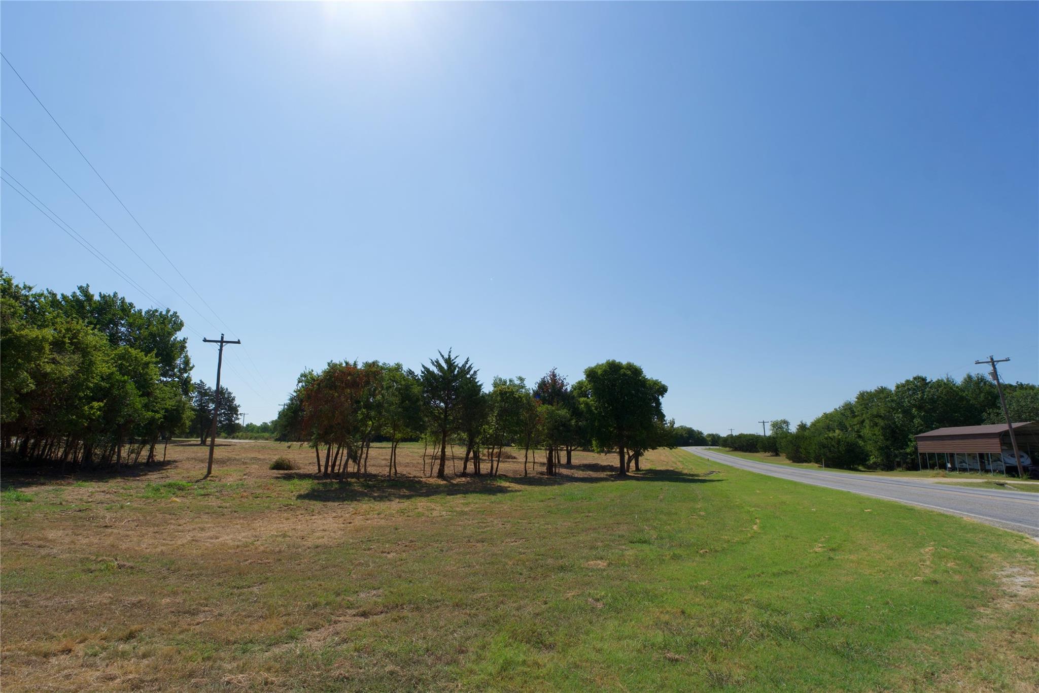 main property photo 8
