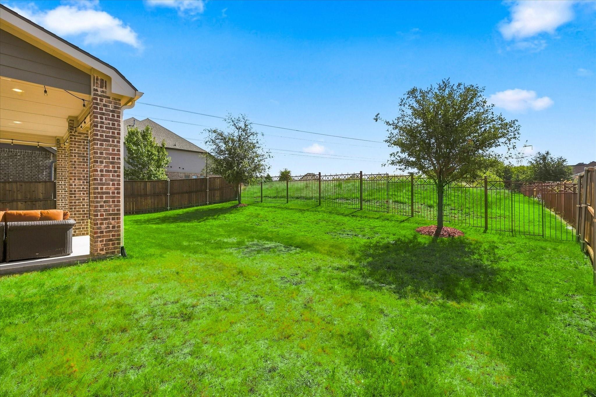 main property photo 31