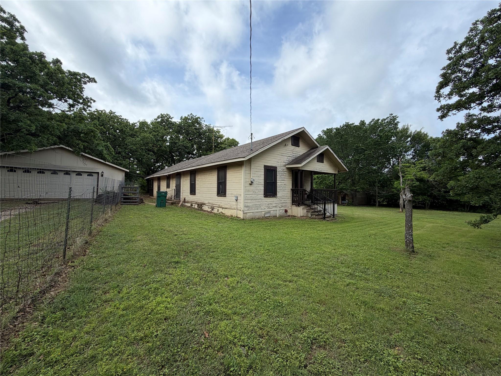 main property photo 20