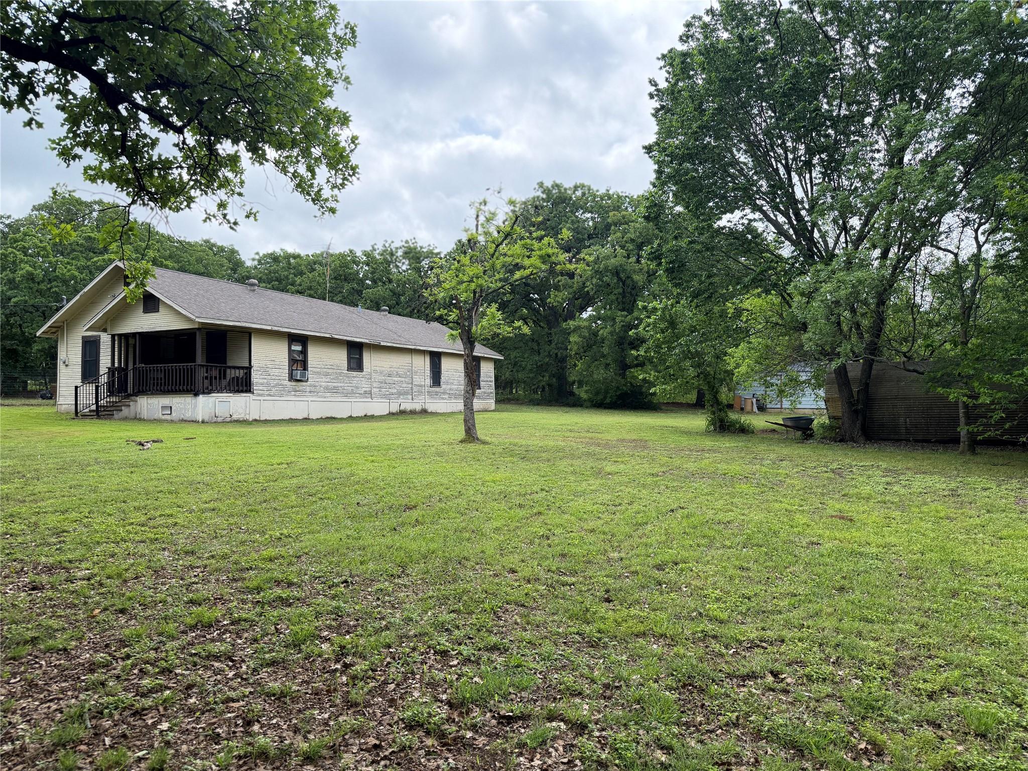 main property photo 9