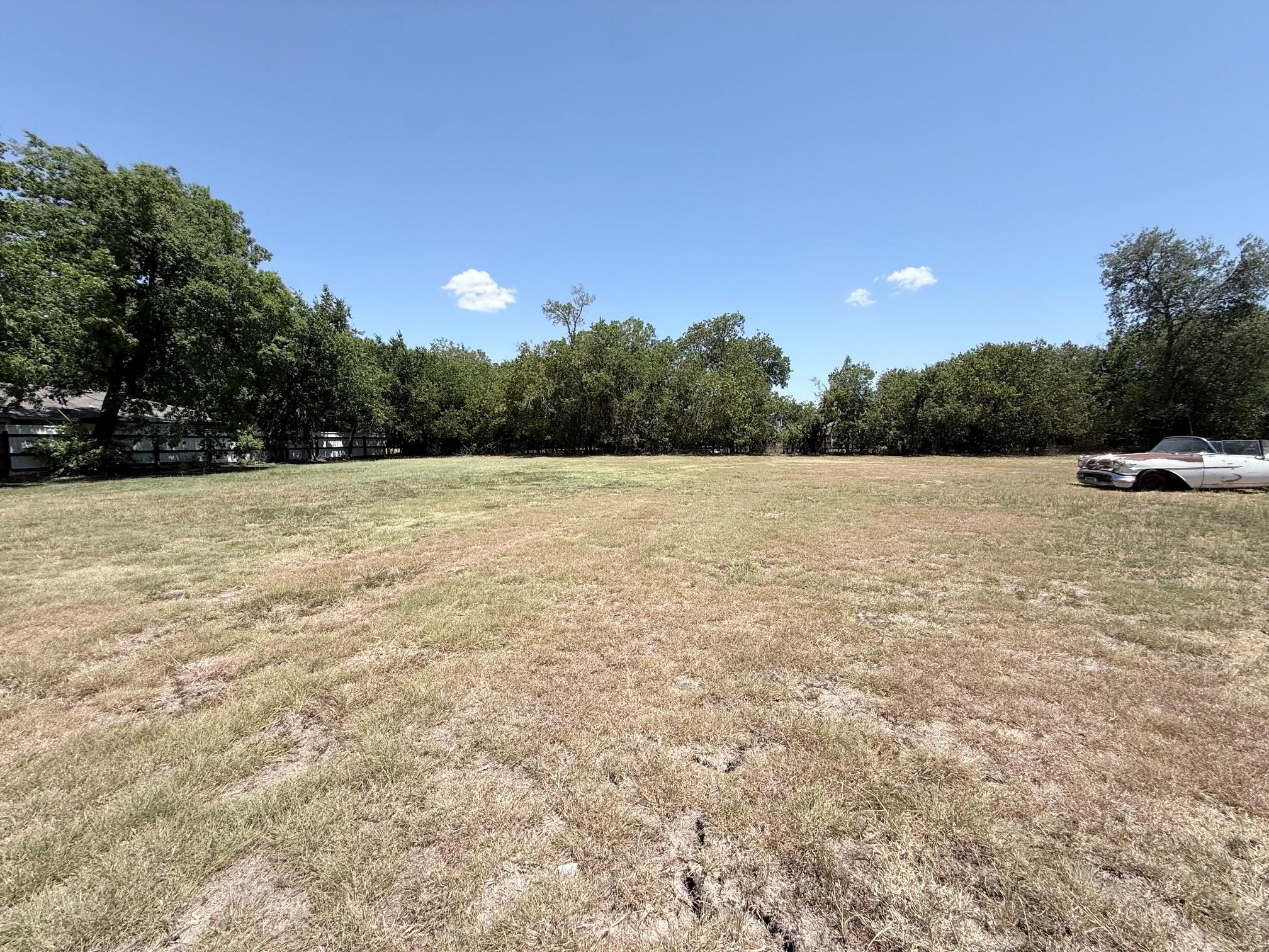 main property photo 15