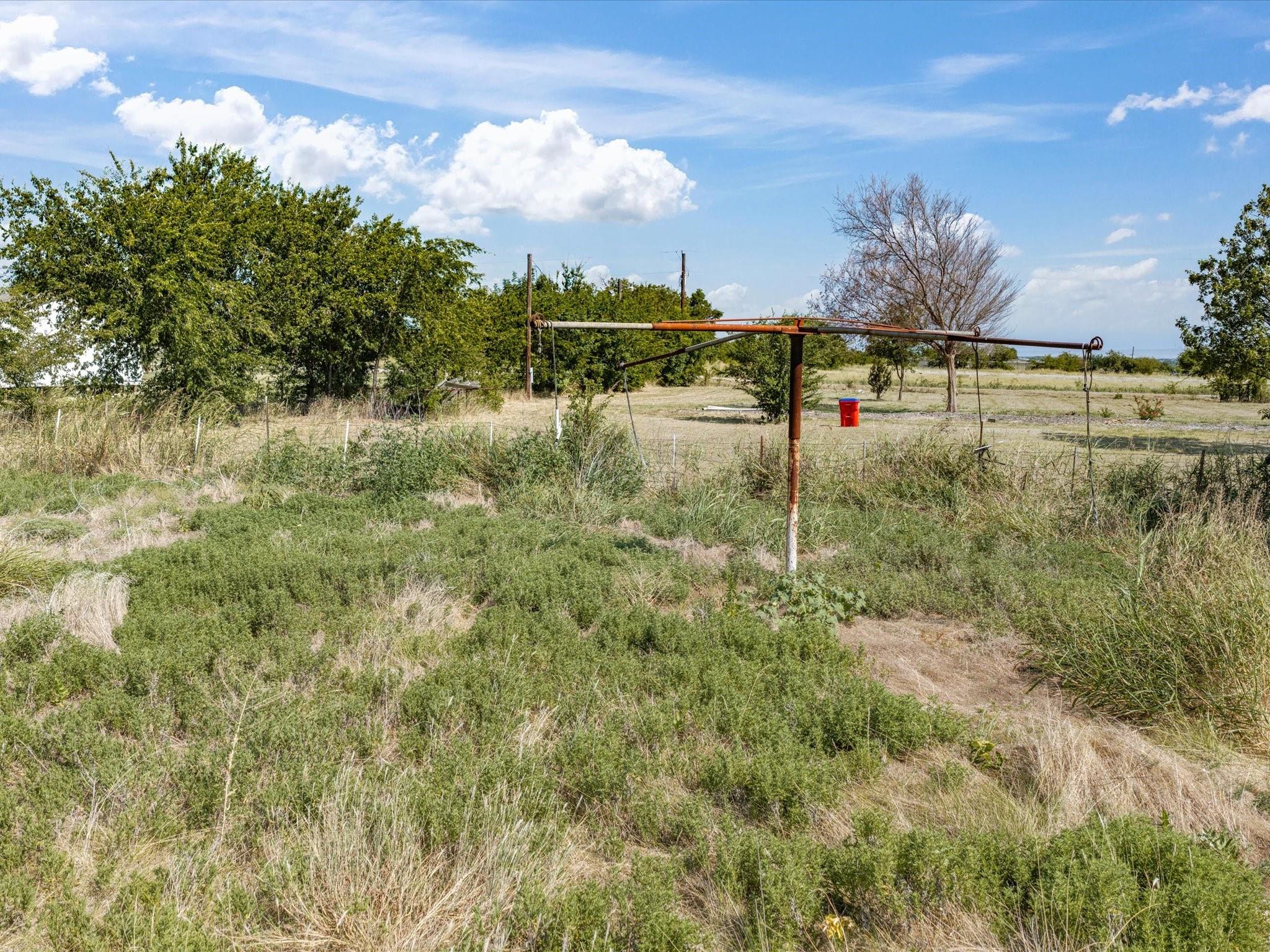 main property photo 20