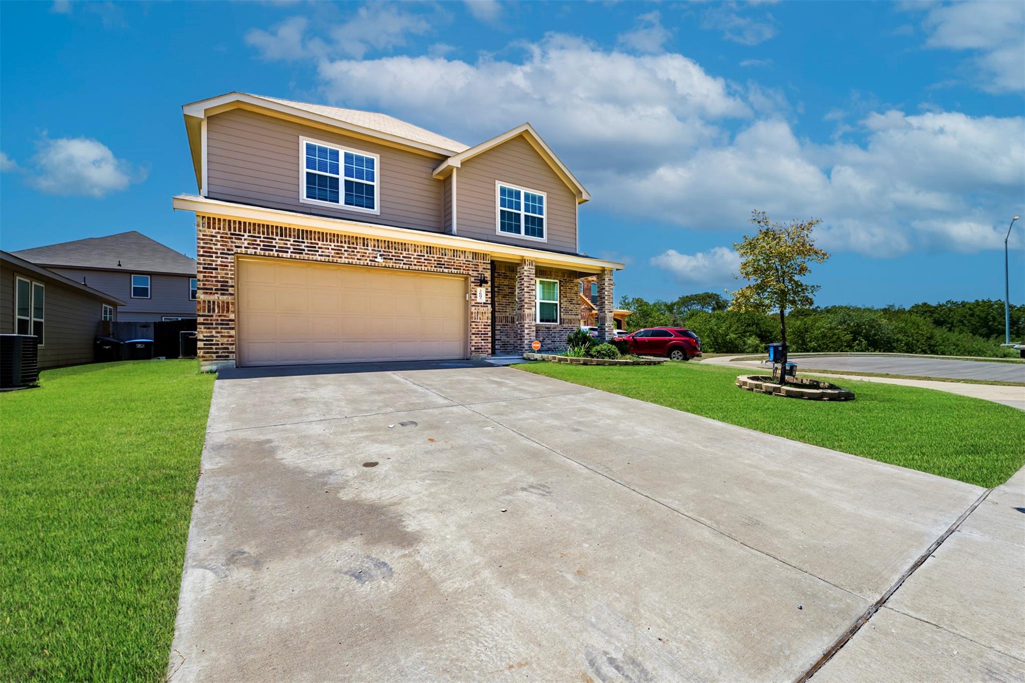 main property photo 20