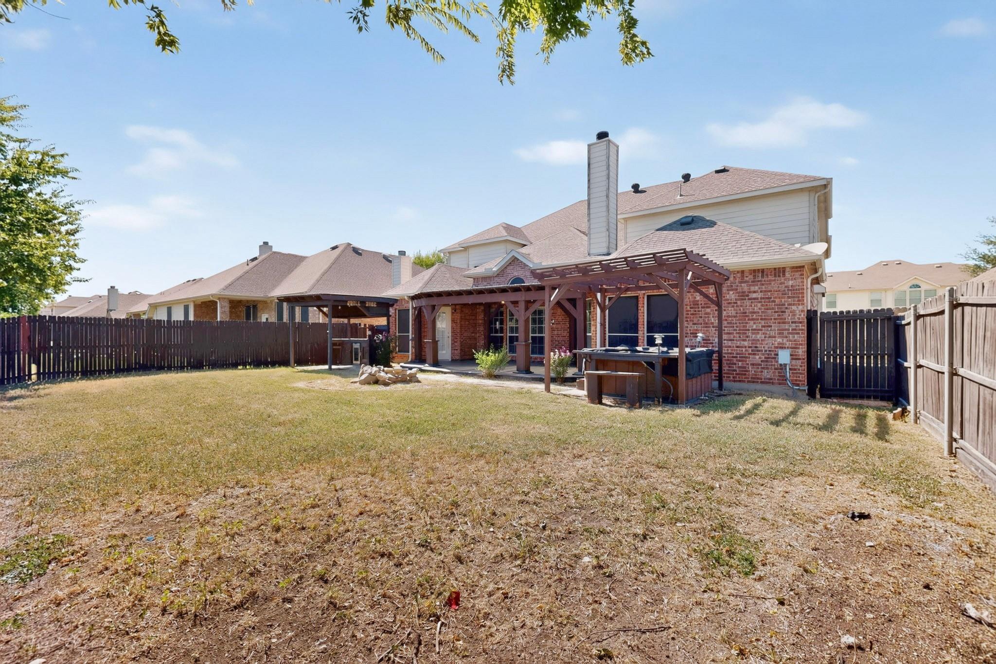 main property photo 29